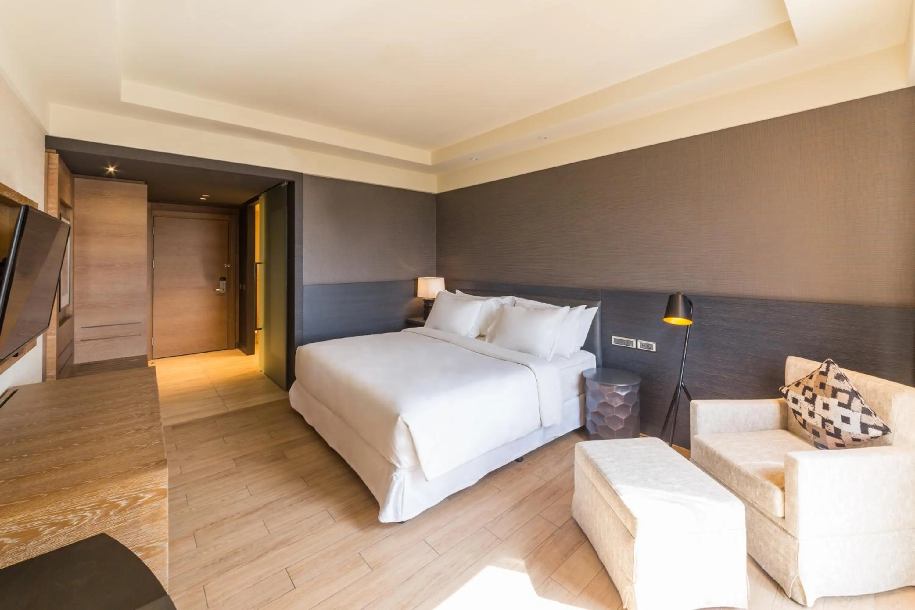 Bedroom, Bed in Radisson Collection Hotel Bamako