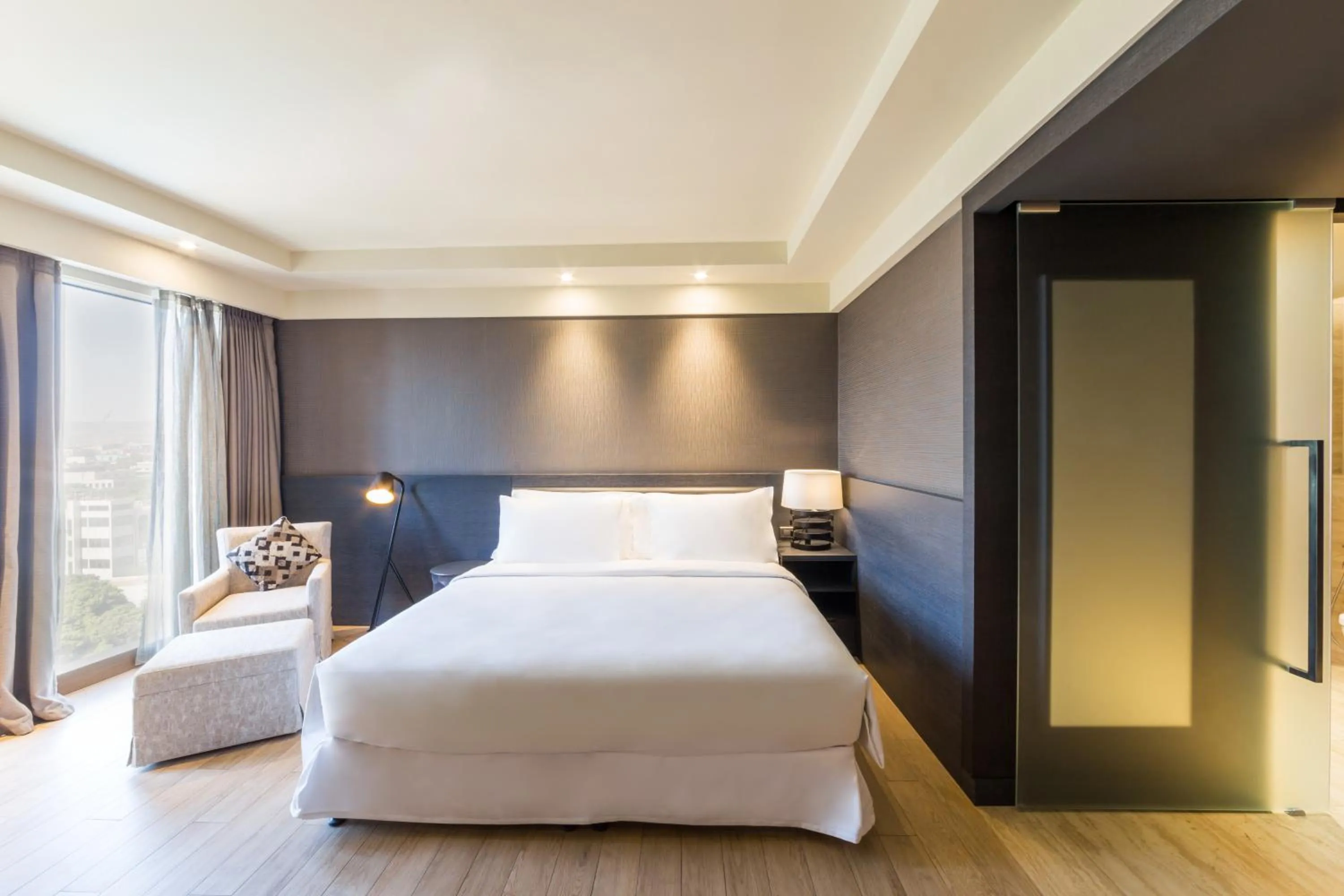 Bedroom, Bed in Radisson Collection Hotel Bamako