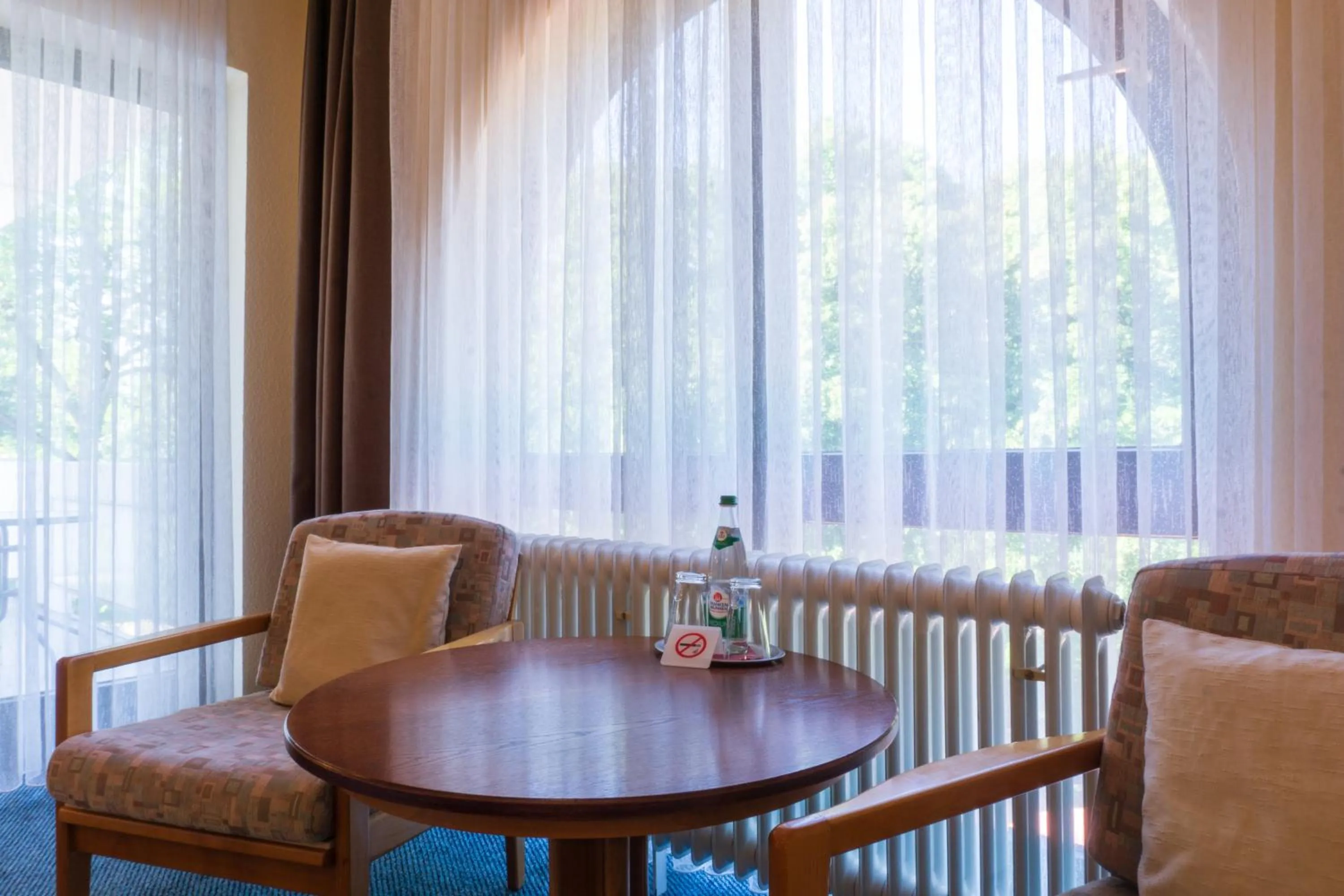 Seating area in Reichels Parkhotel