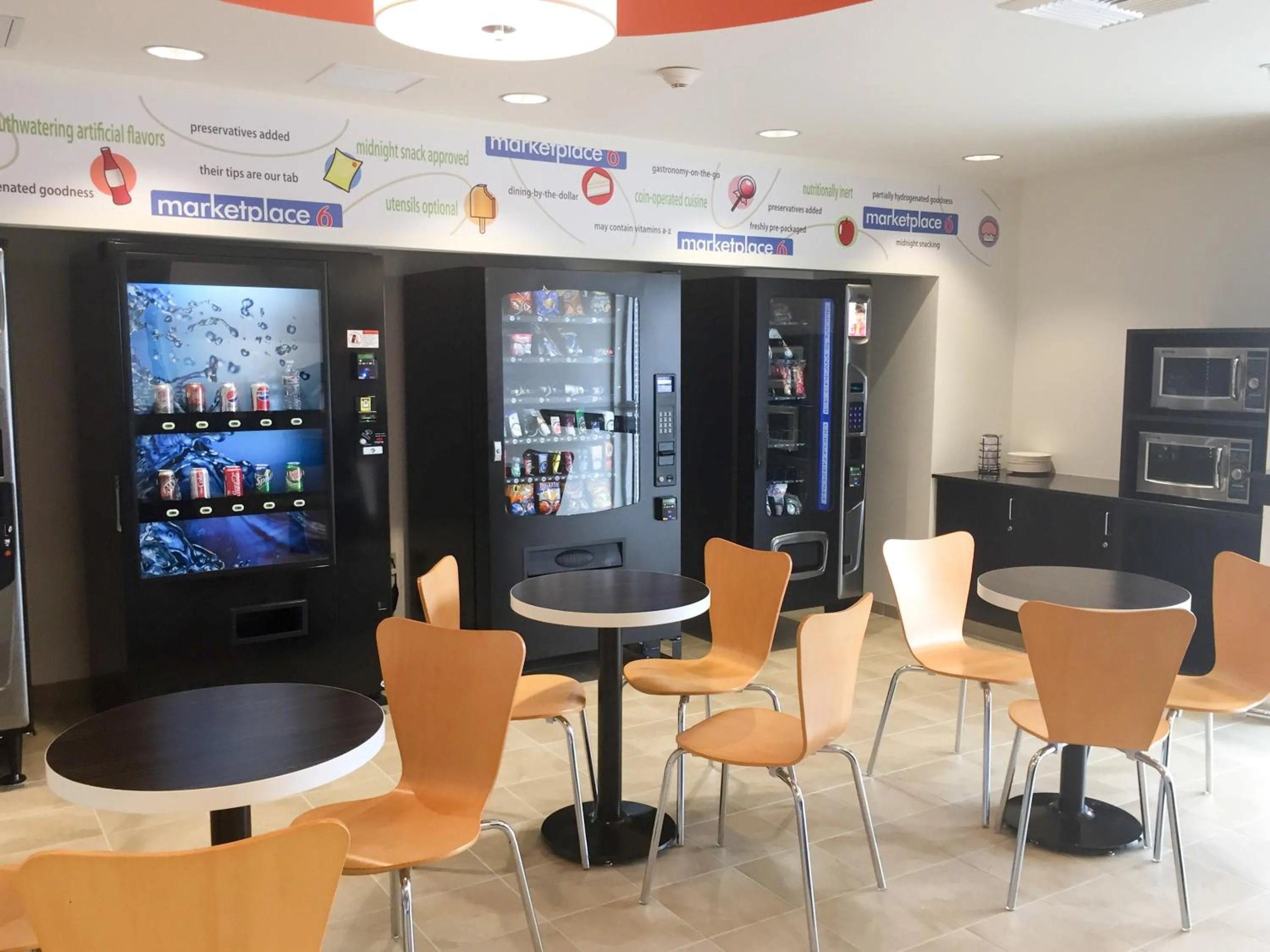 Lobby or reception in Motel 6-Livingston, CA - Merced County