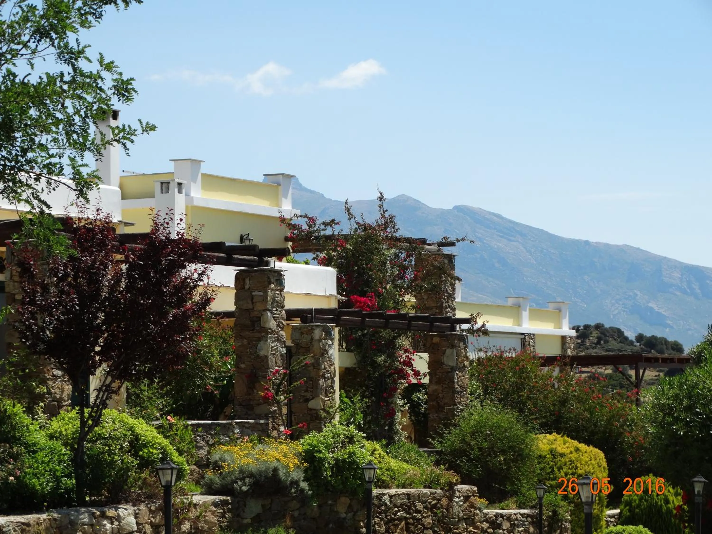 Property building in Ktima Nikola