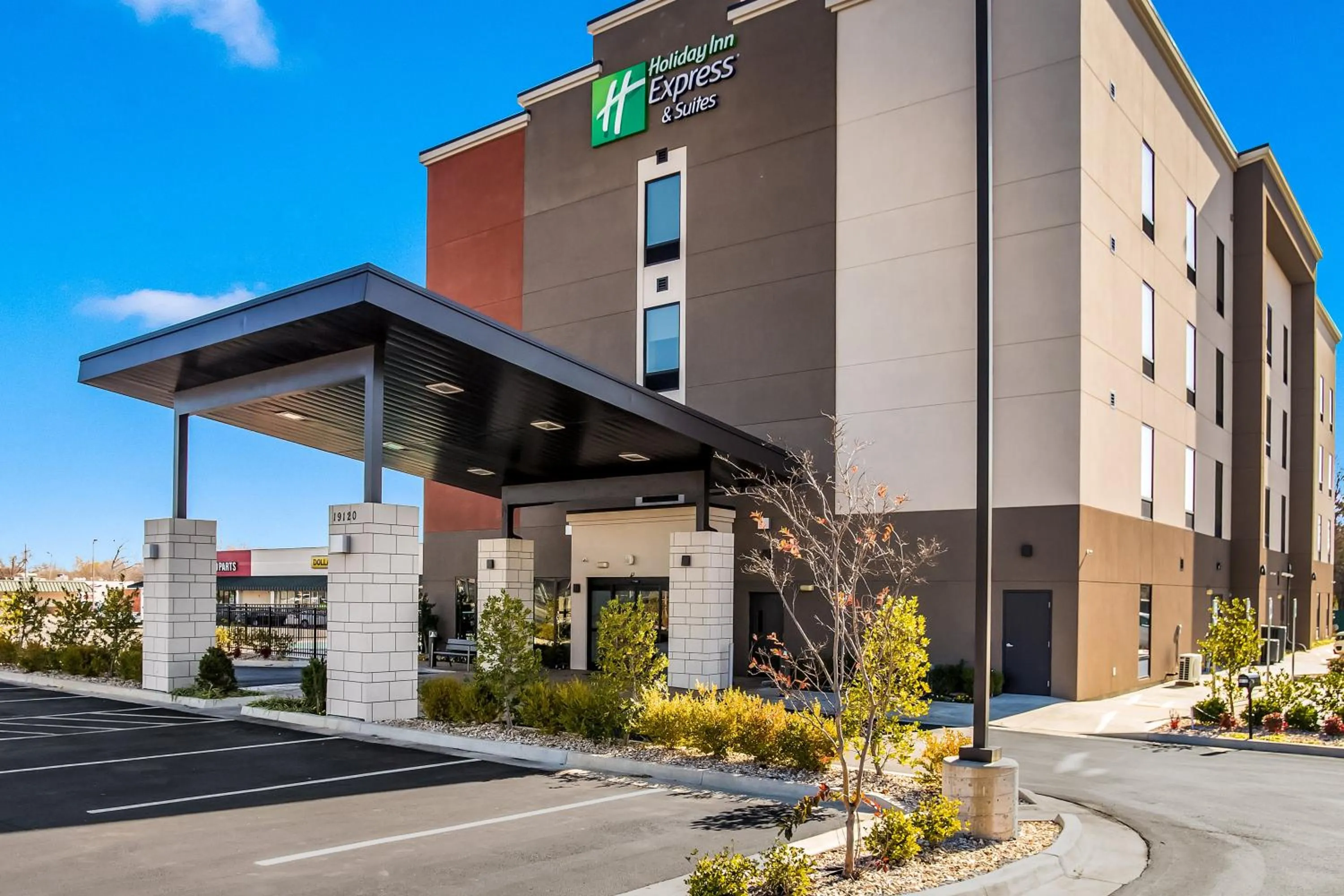 Property building in Holiday Inn Express & Suites Tulsa East - Catoosa by IHG