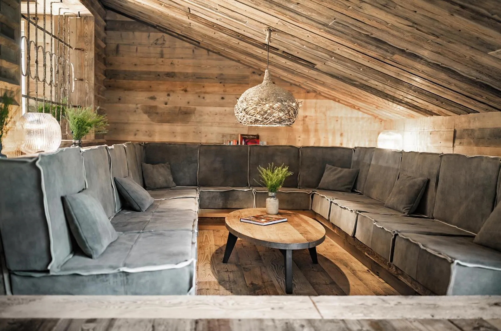 Lounge or bar in HOTEL SEPP - Alpine Boutique Hotel - Adults Only ab 21 Jahre
