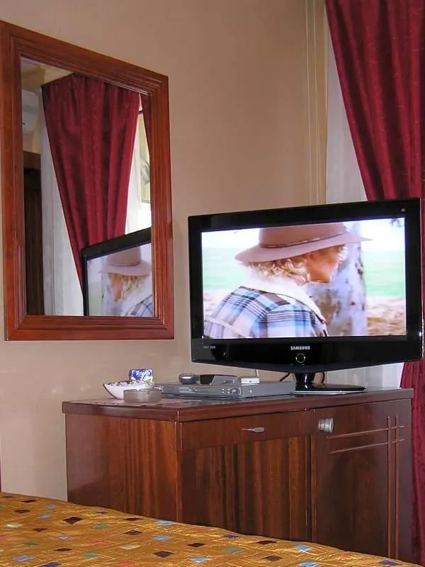 TV and multimedia in Hotel Royal