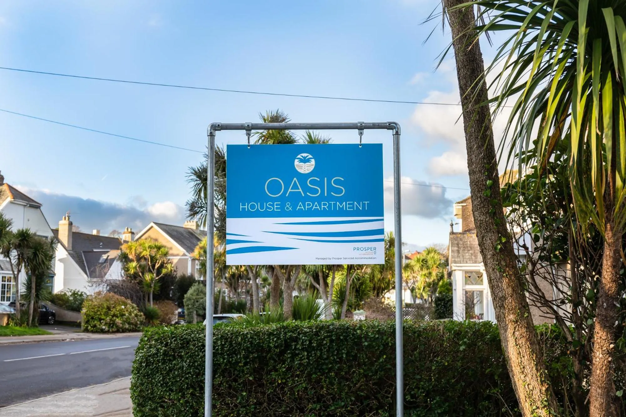 Logo/Certificate/Sign in Oasis House