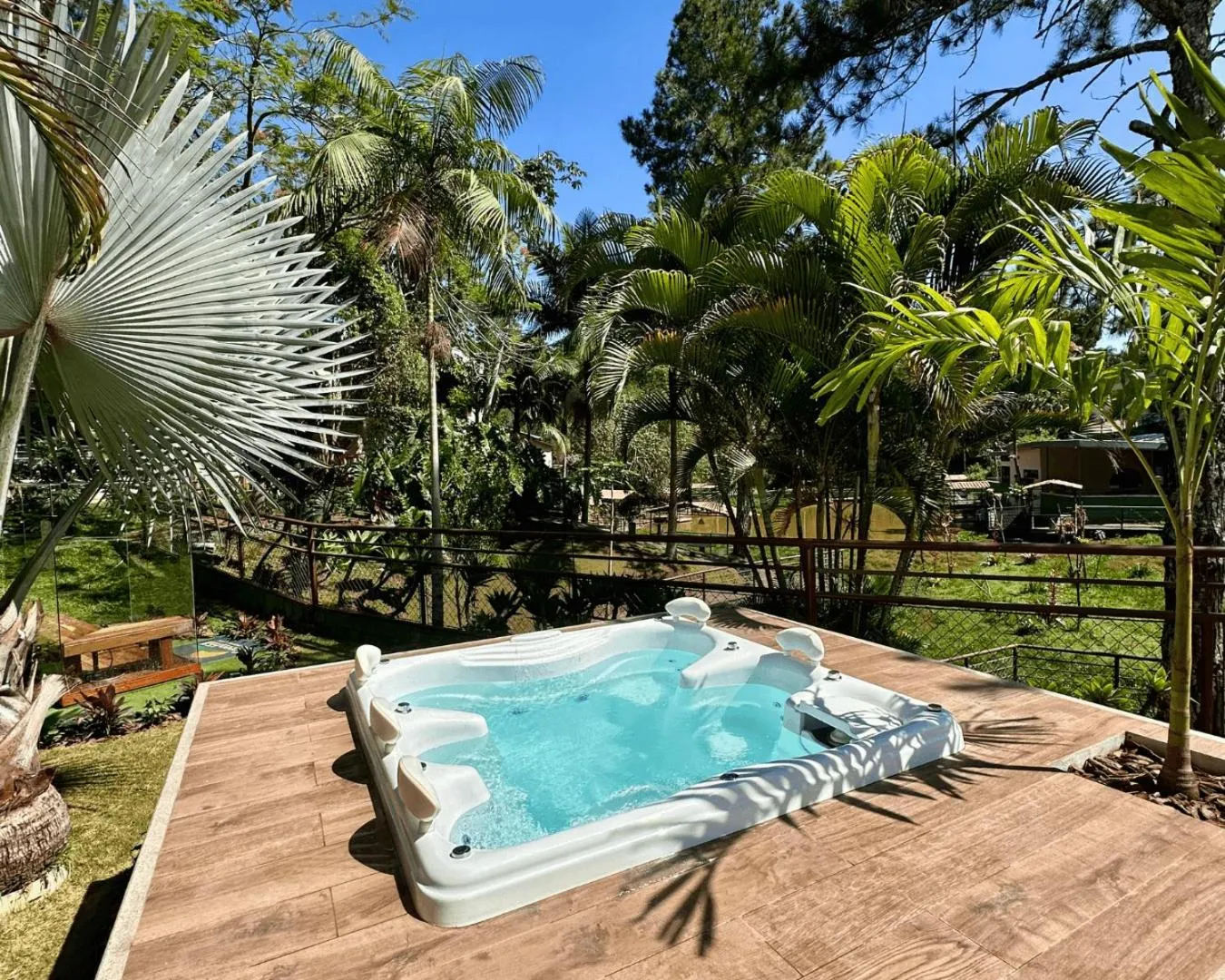 Garden in Hotel Green Hill