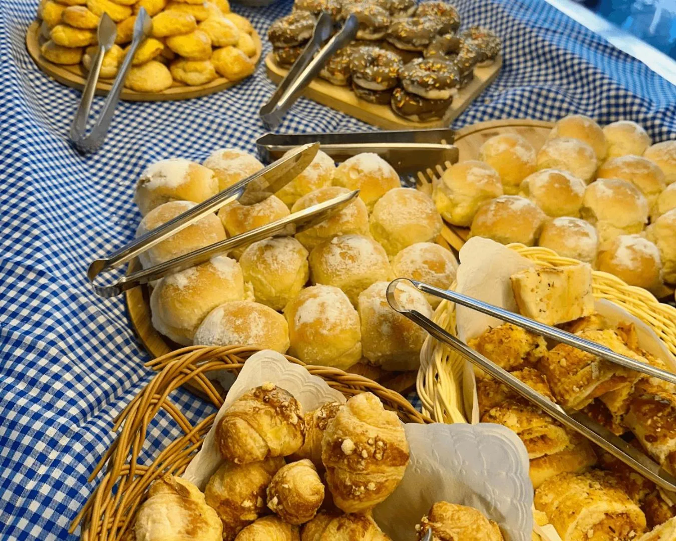 Breakfast in Hotel Green Hill