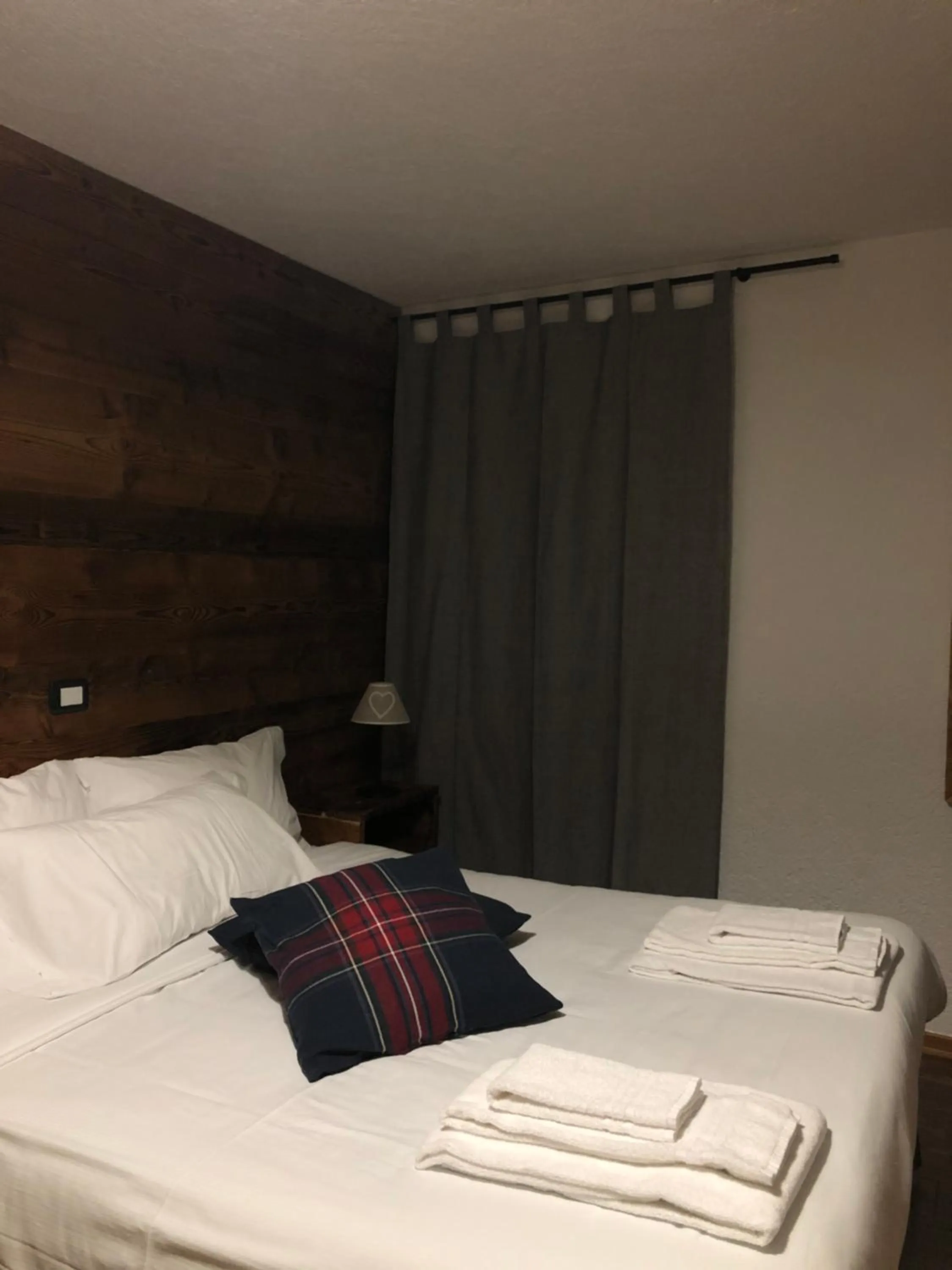 Bed in Hotel Coeur Du Village