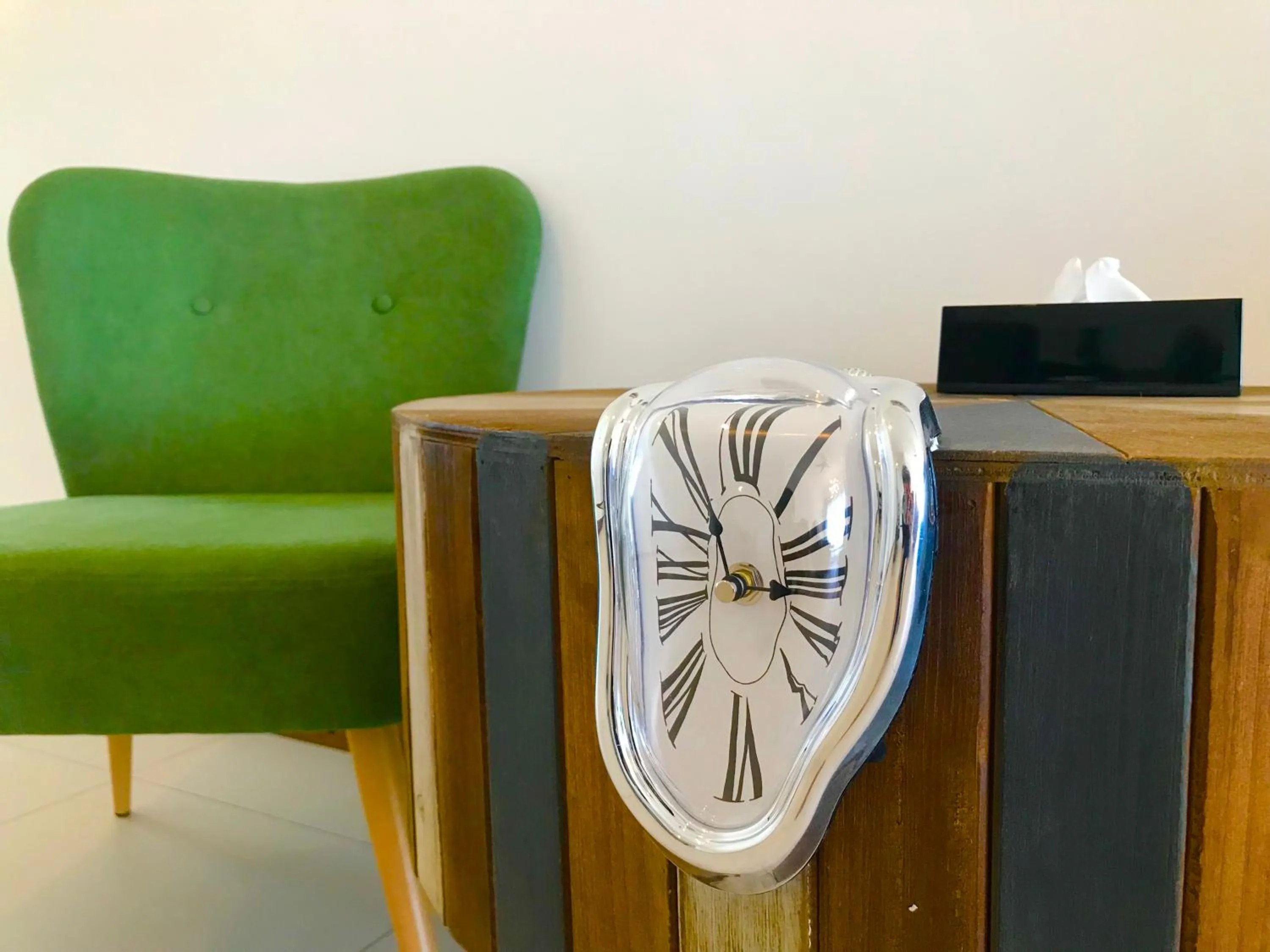 Living room in The Landmark by Katana