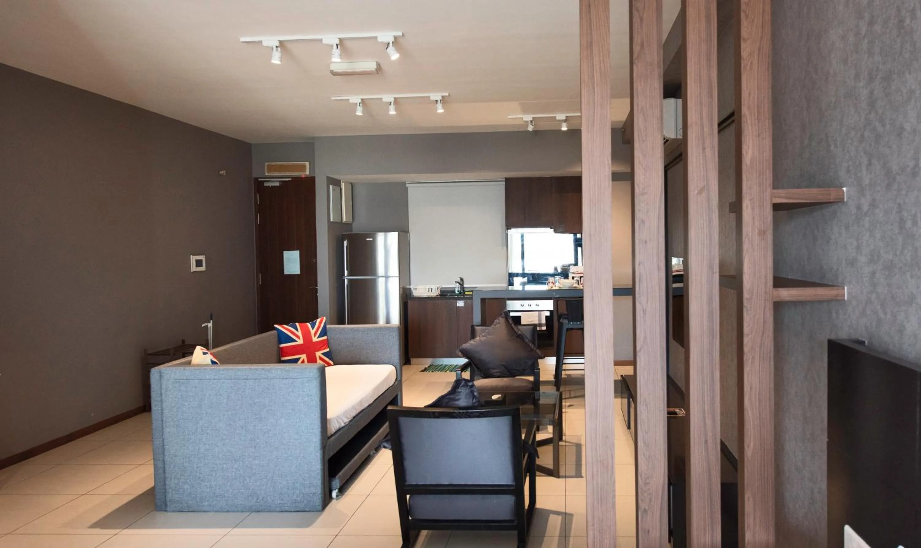 Living room in The Landmark by Katana