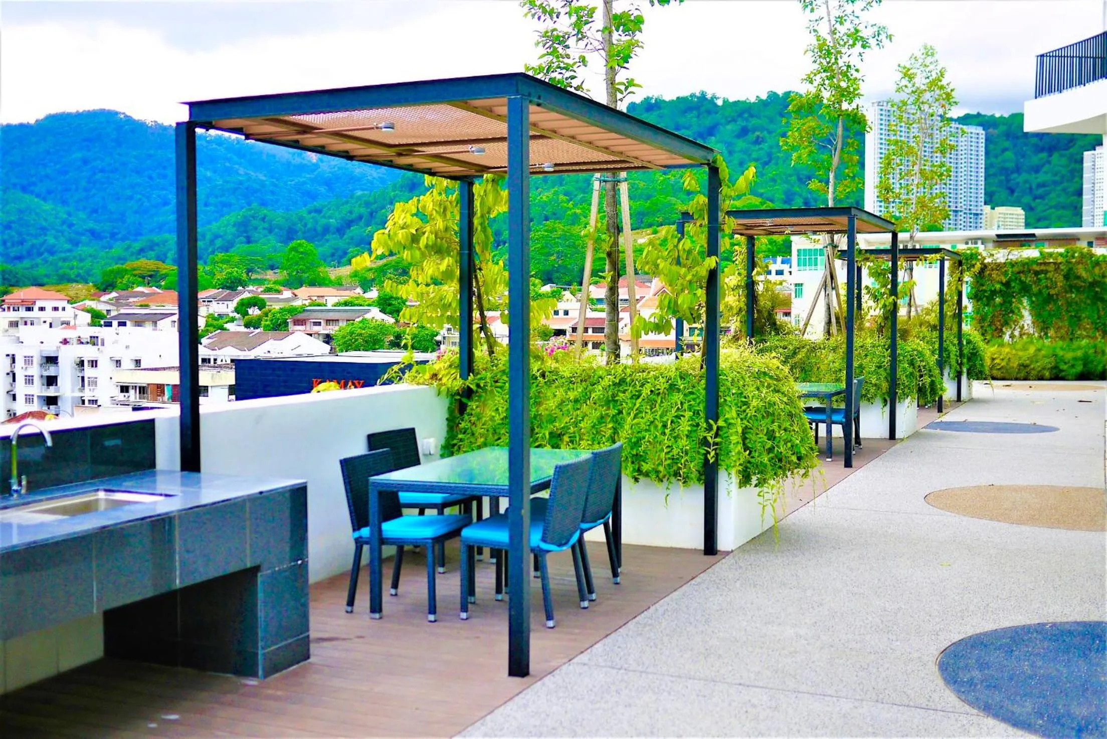 BBQ facilities in The Landmark by Katana