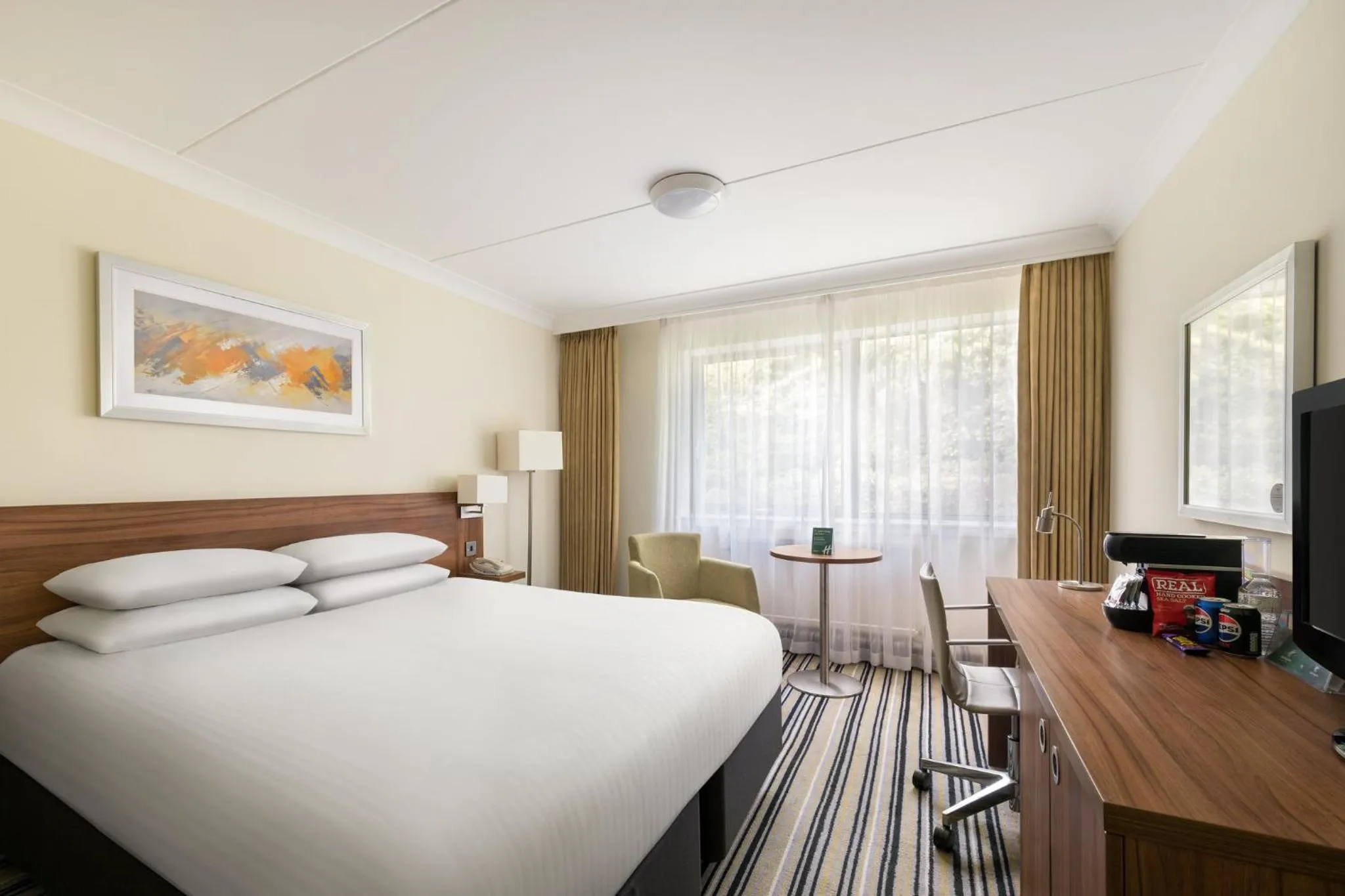 Photo of the whole room, Bed in Holiday Inn Norwich, Ipswich Road by IHG