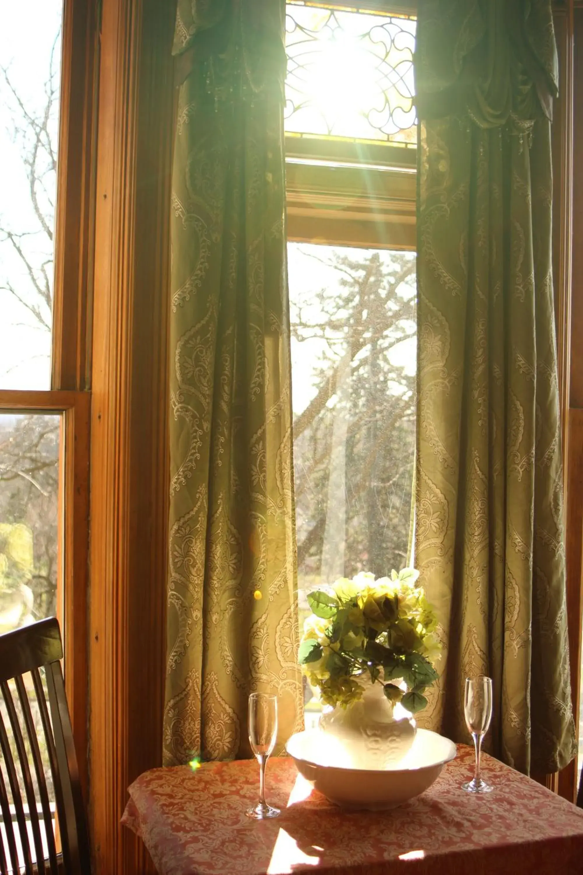 Queen Room with Spa Bath in Henderson Castle Inn Queen Room with Spa Bath in Henderson Castle Inn