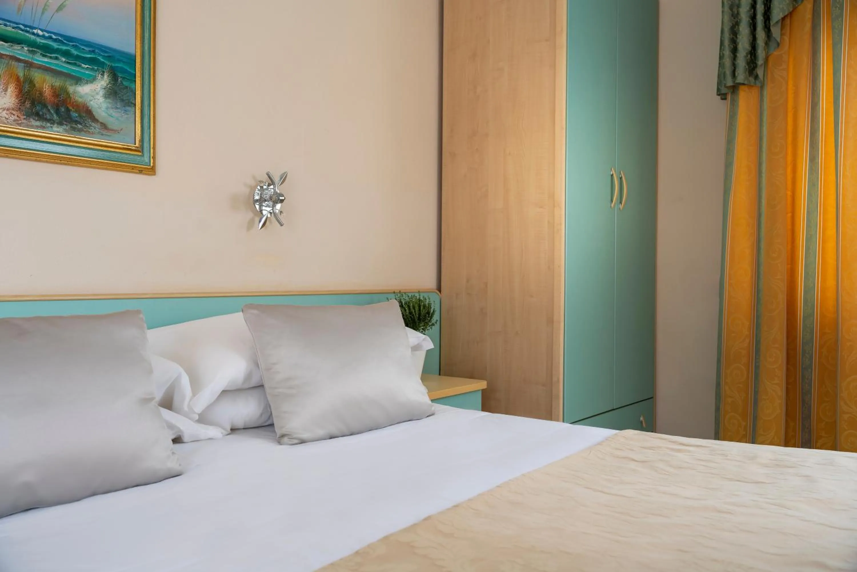 Bedroom, Bed in Albergo Ristorante Pozzi