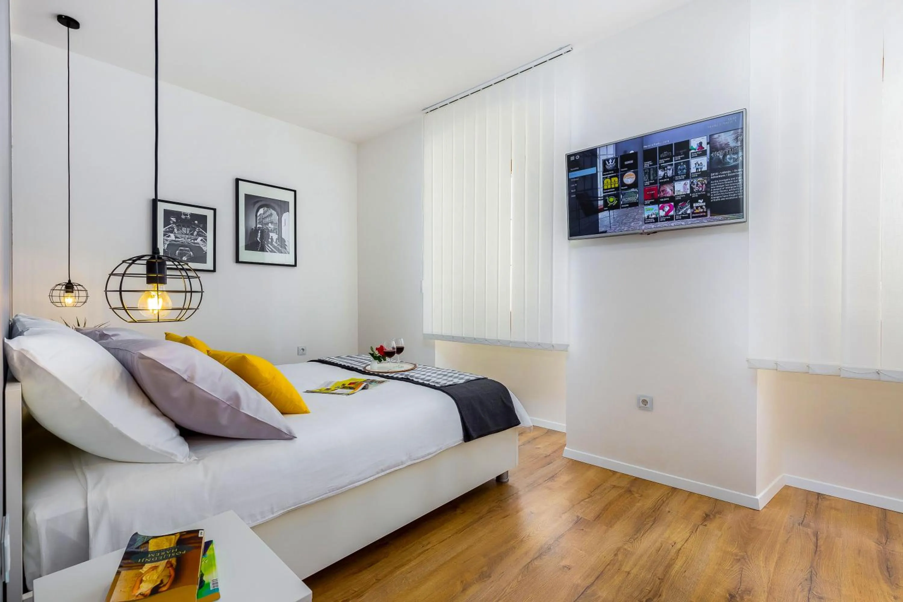 TV and multimedia, Bed in Rijeka Apartments TERRA I & II