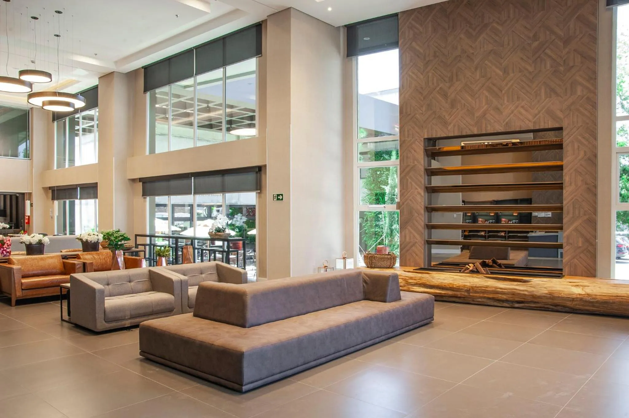 Property building in Holiday Inn Express - Farroupilha, um Hotel IHG