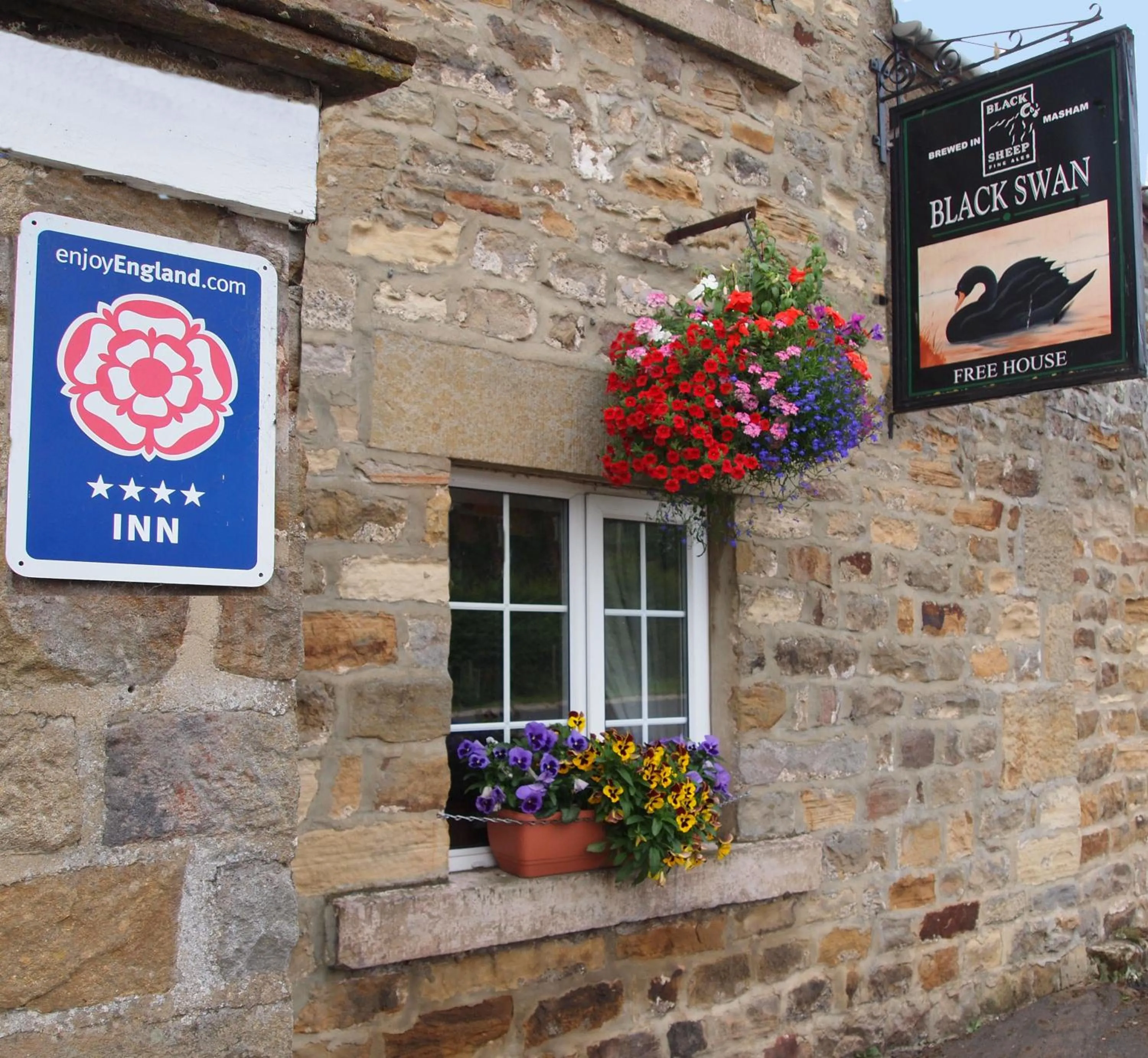 Property logo or sign in Black Swan Inn