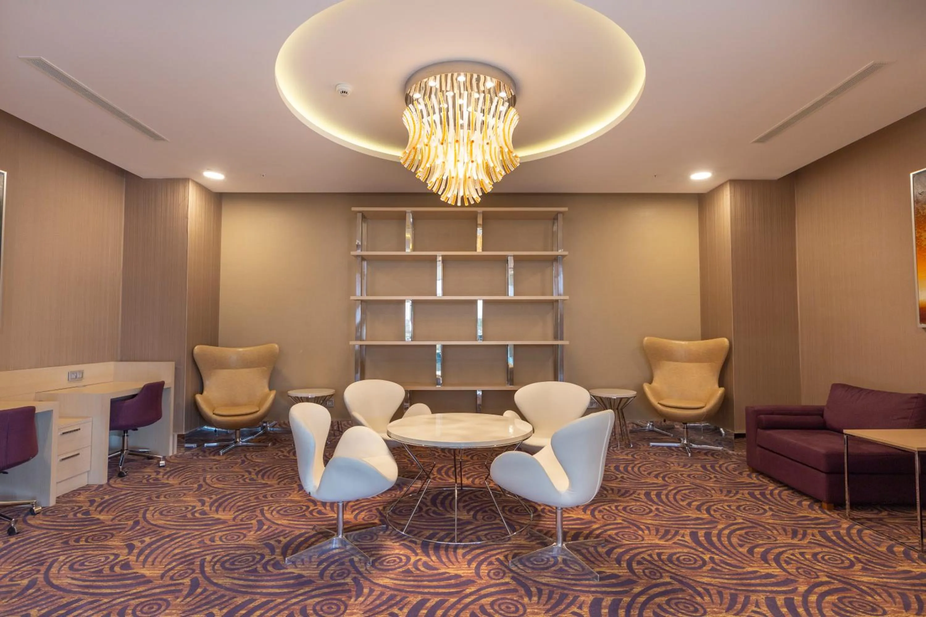 Library in TRYP by Wyndham Izmit