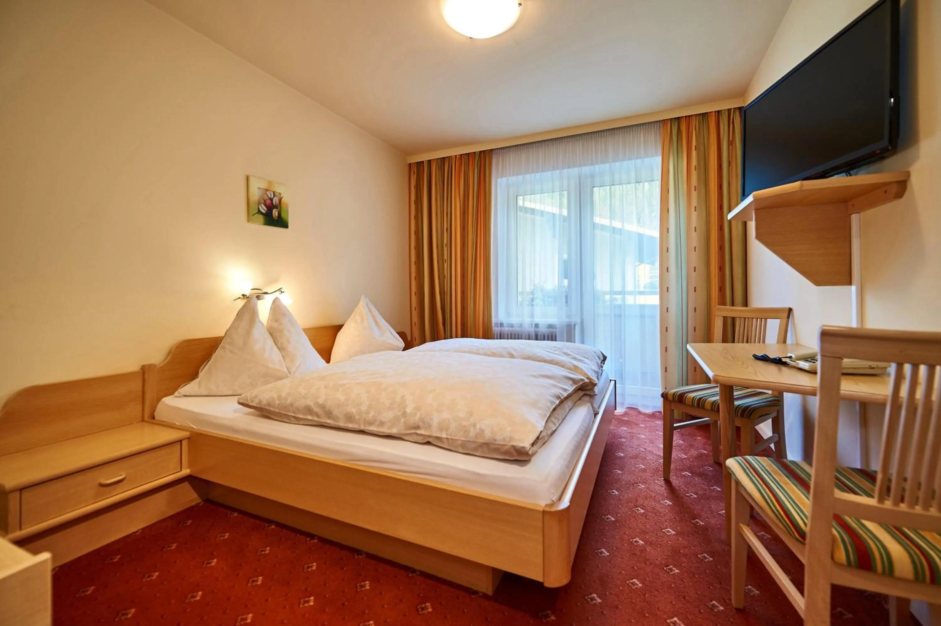 Bed in Hotel-Restaurant Schwaiger***