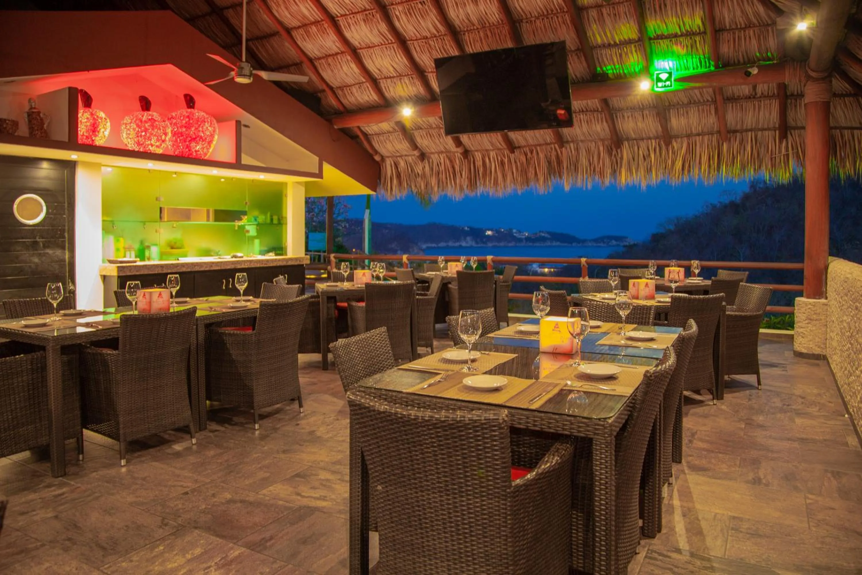 Restaurant/places to eat in Princess Mayev