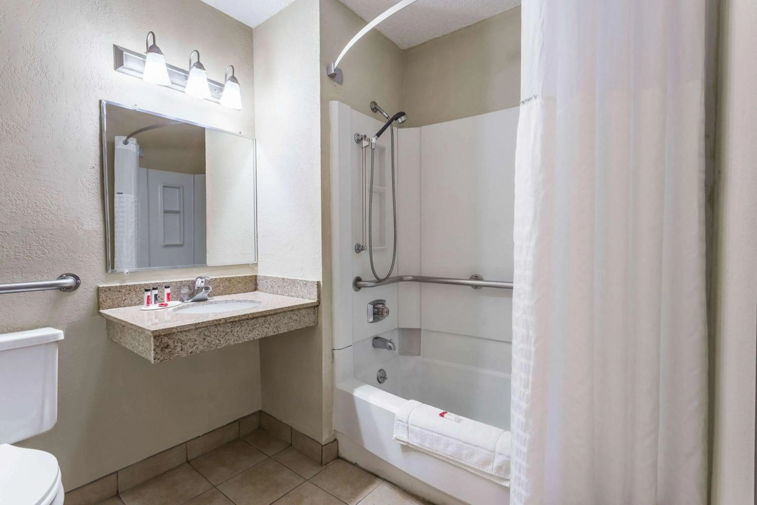 Bathroom in Super 8 by Wyndham Dubuque