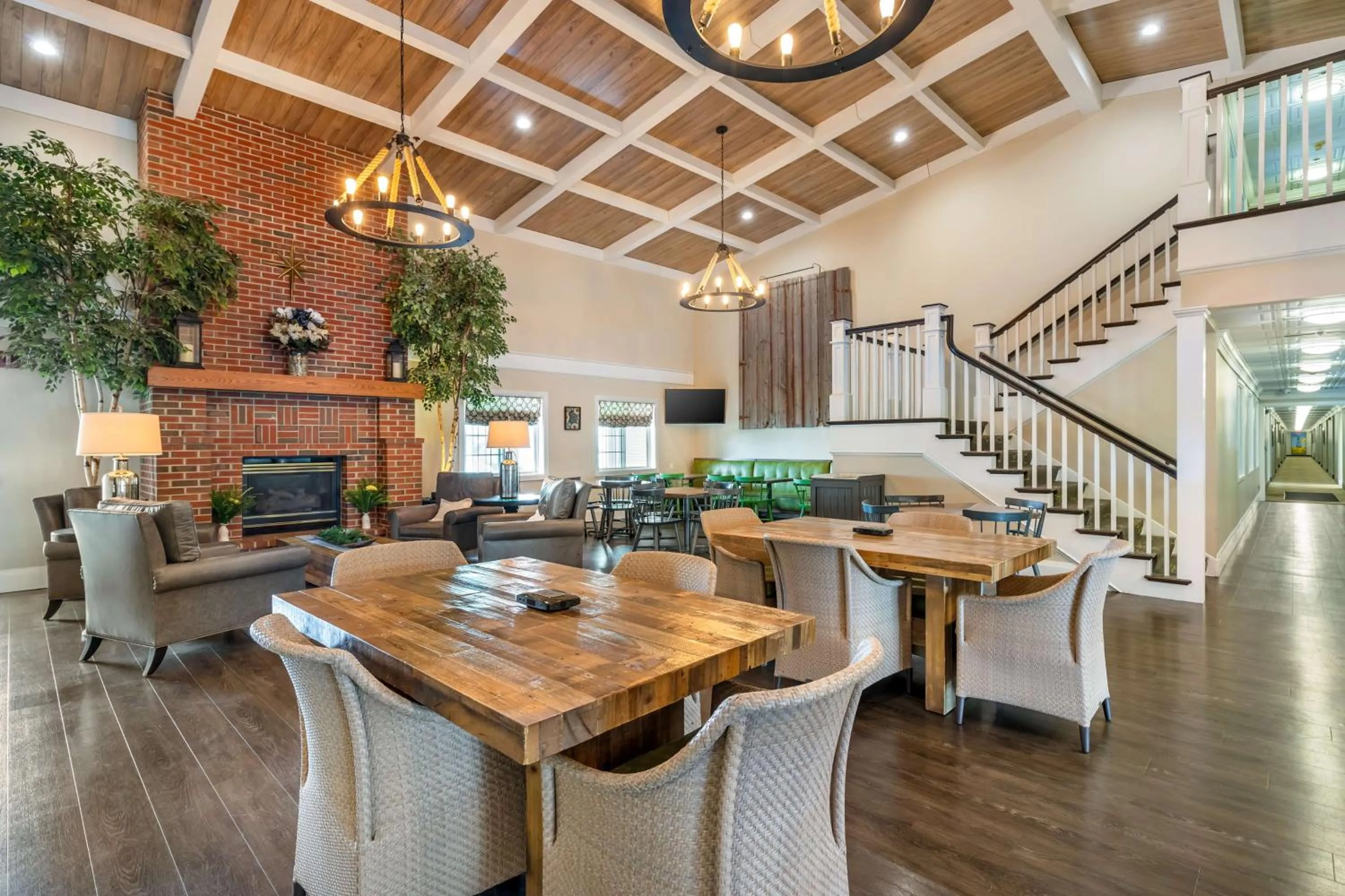 Lobby or reception in Best Western Plus University Park Inn & Suites