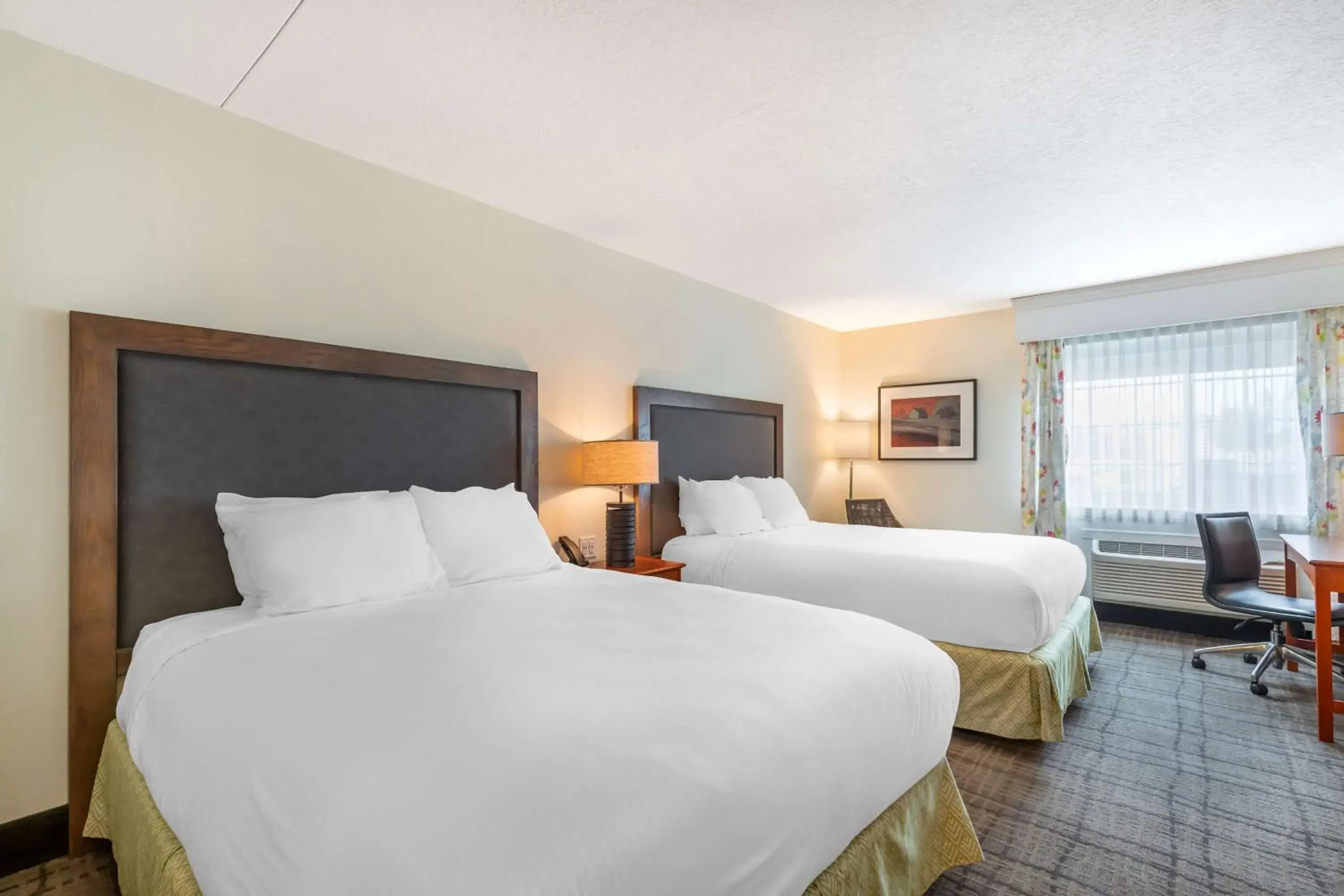 Queen Room with Two Queen Beds - Non-Smoking in Best Western Plus University Park Inn & Suites Queen Room with Two Queen Beds - Non-Smoking in Best Western Plus University Park Inn & Suites