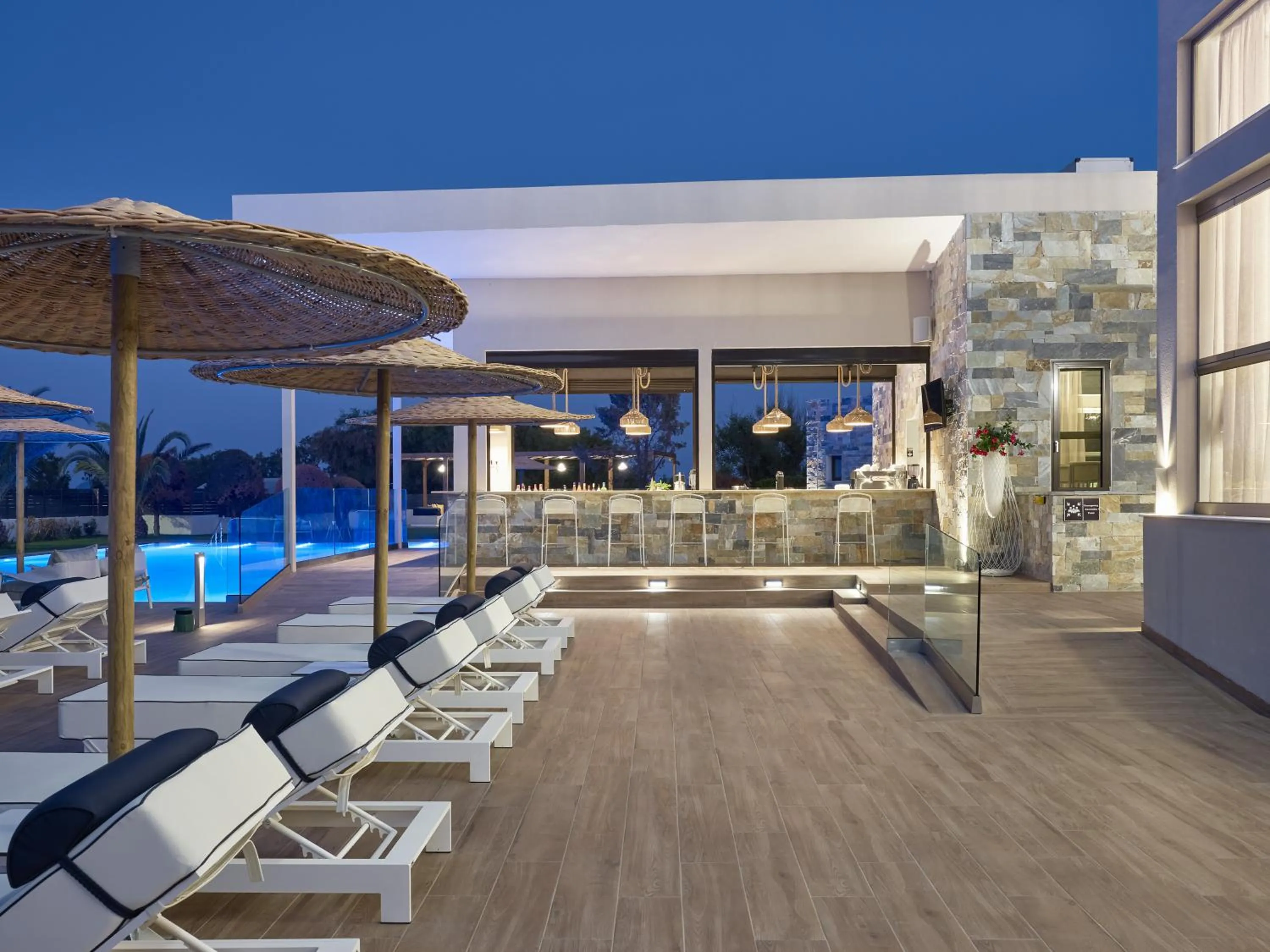 Lounge or bar in Golden Sun Resort - Adults Only