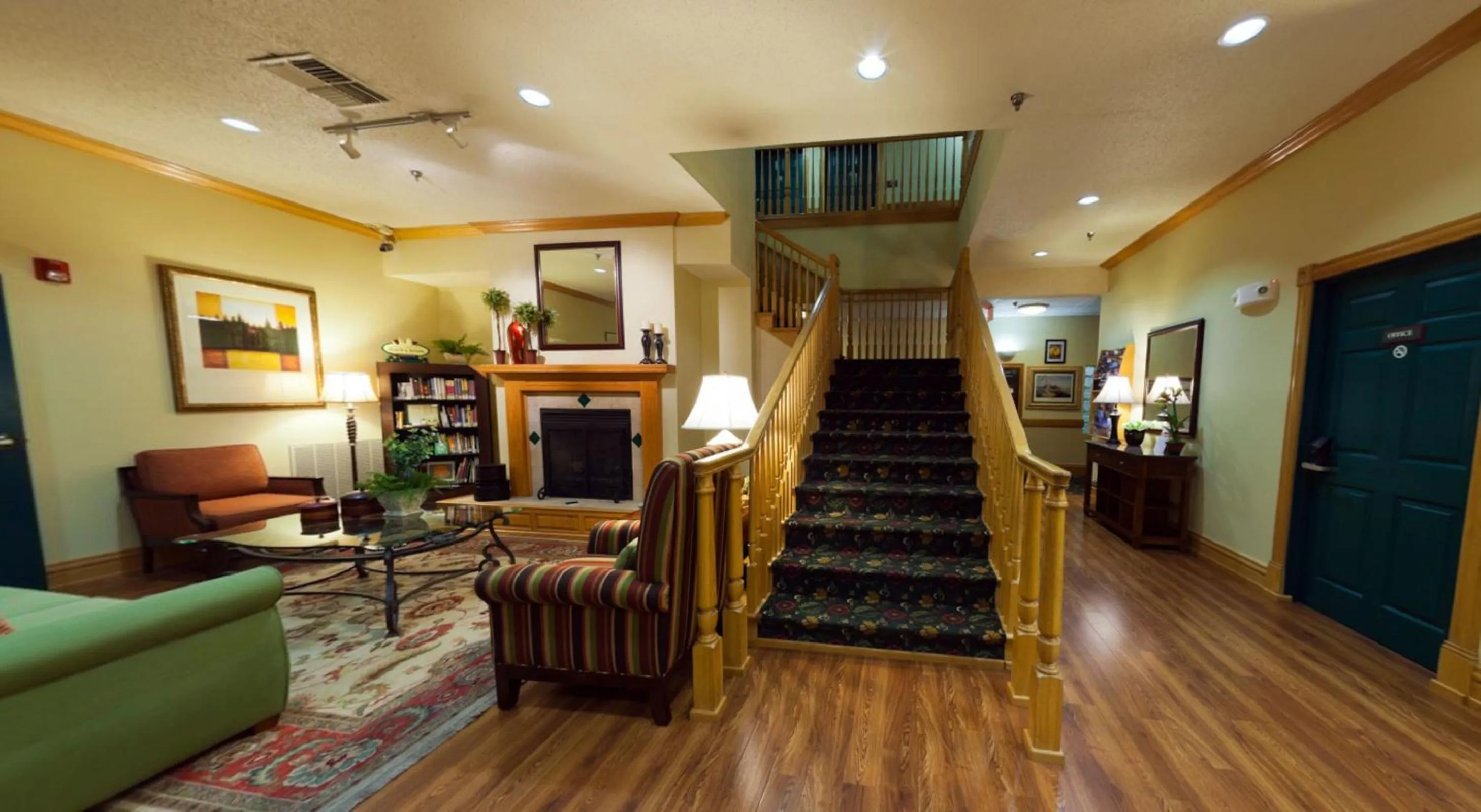 Lobby or reception in Country Inn & Suites by Radisson, Salina, KS