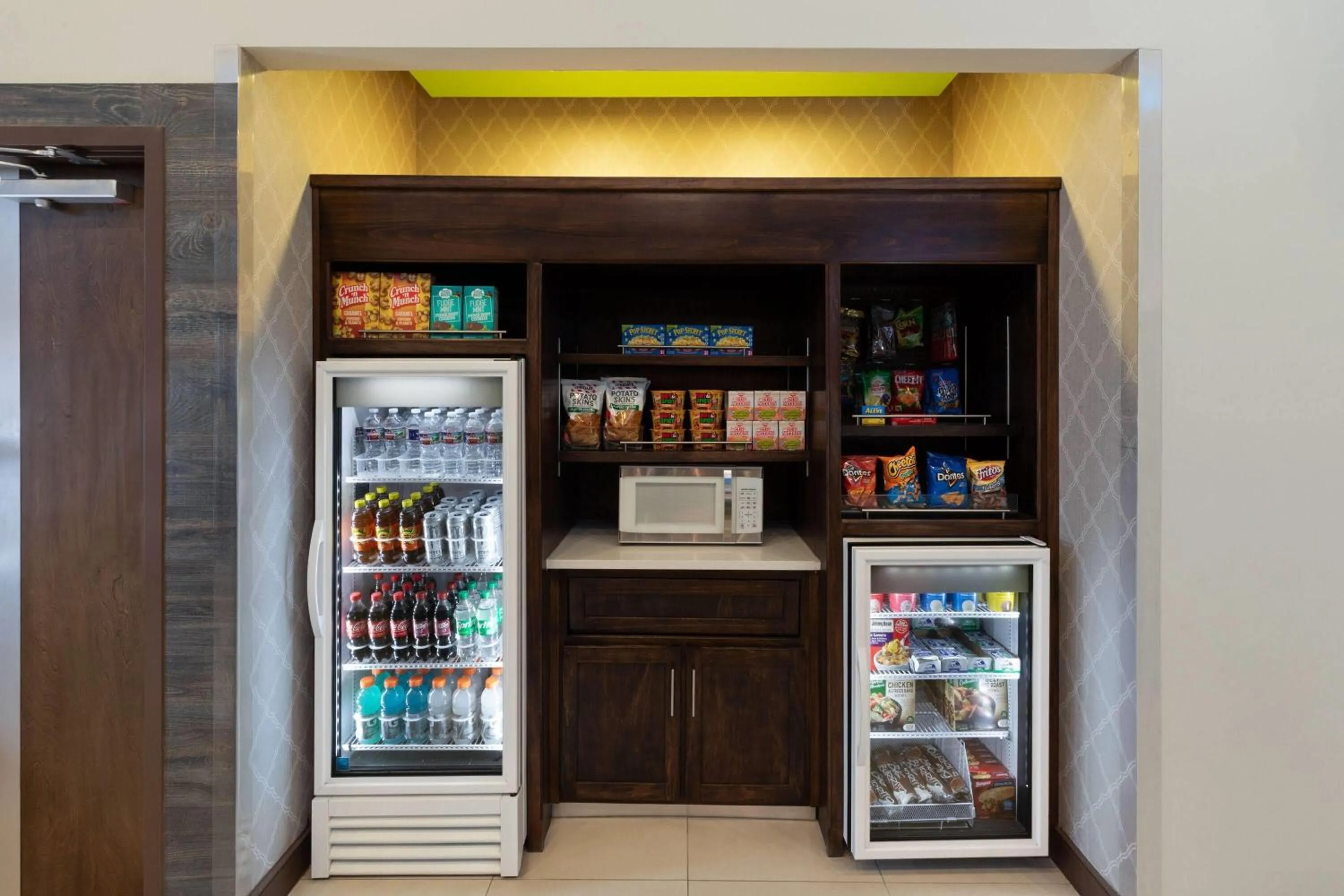 Food and drinks in Ramada by Wyndham El Paso