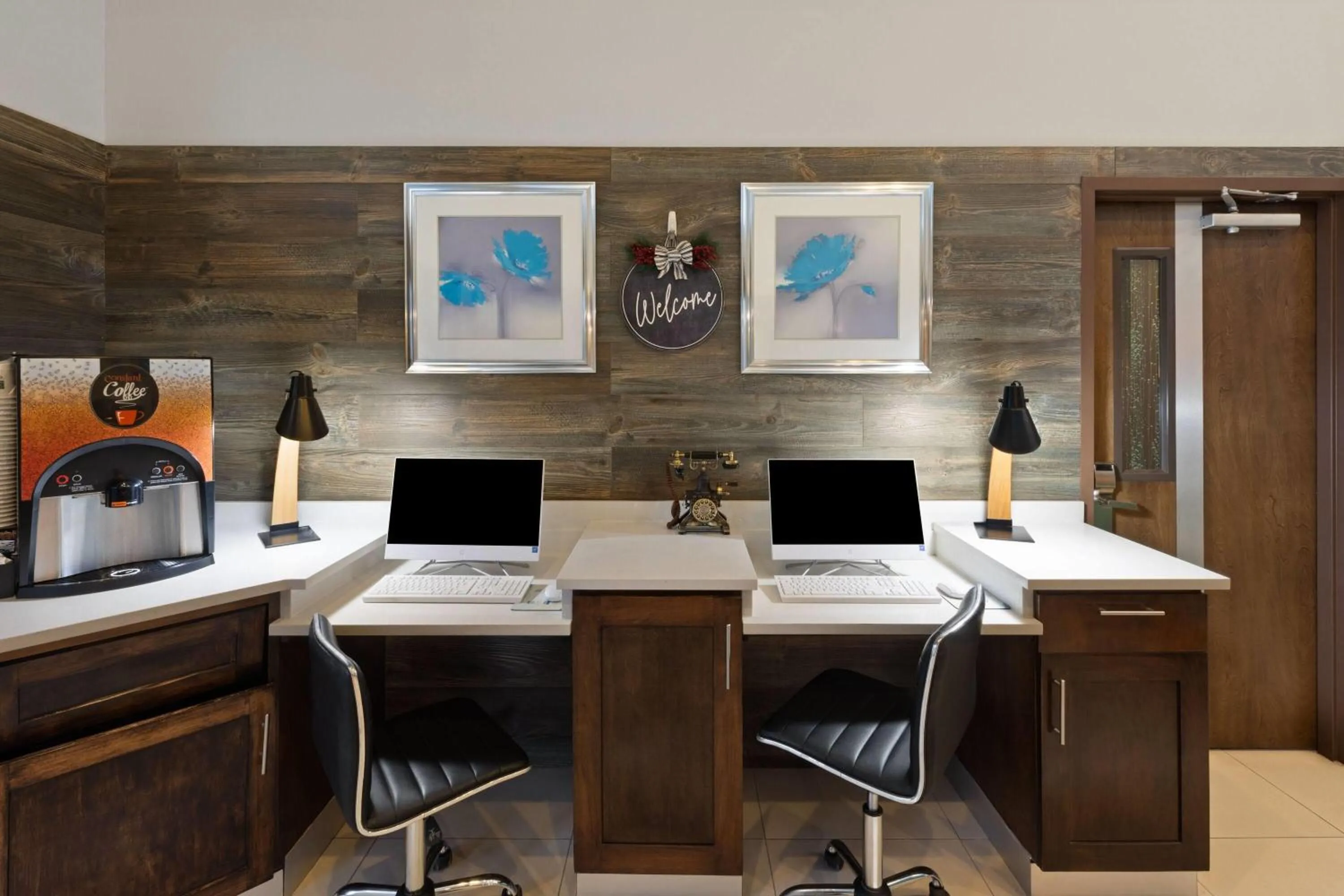 Business facilities in Ramada by Wyndham El Paso