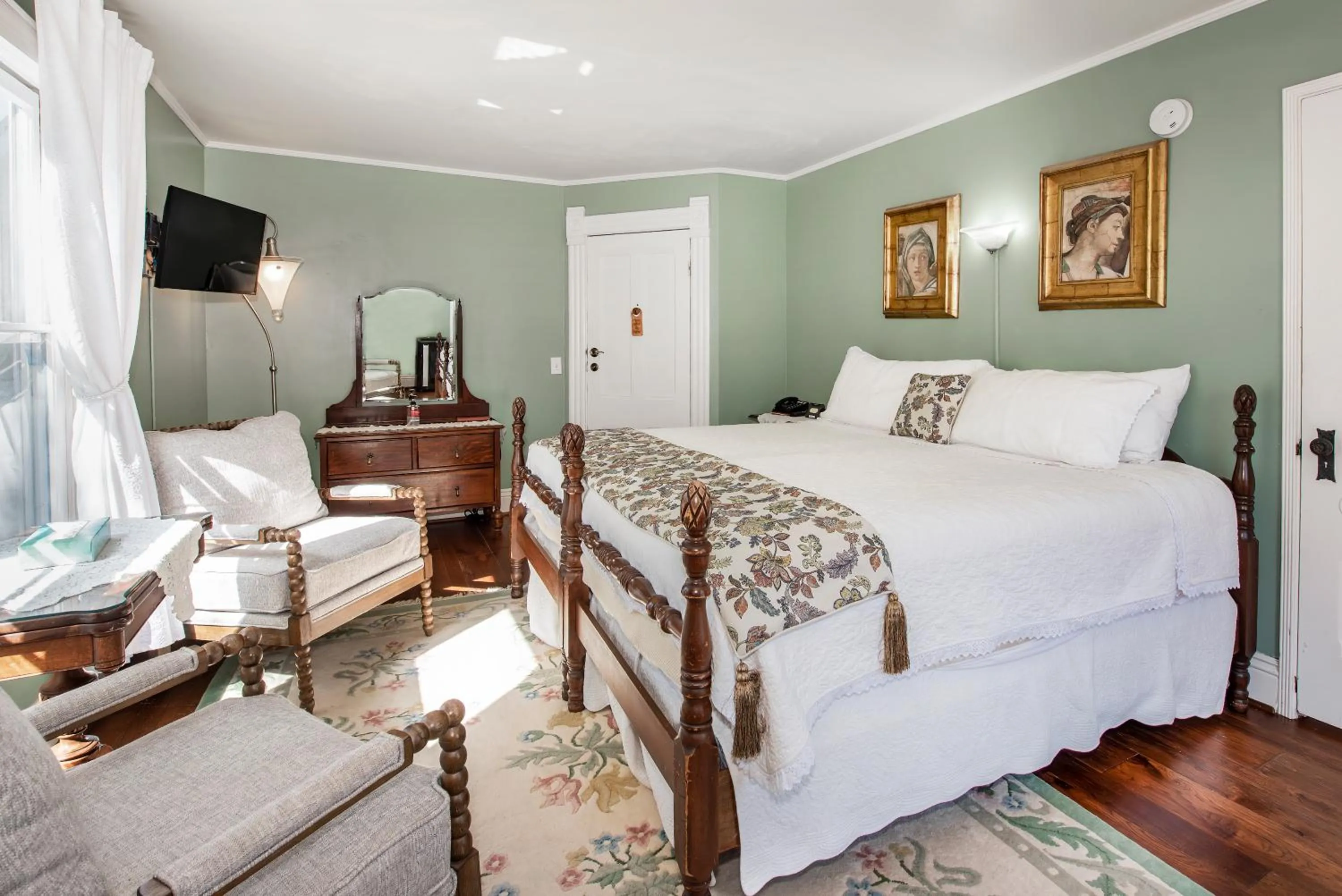 Bedroom, Bed in Bath Street Inn