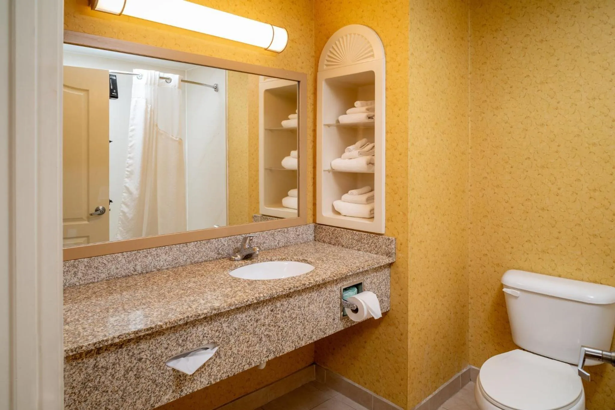 Bathroom in Holiday Inn Express and Suites Hazard by IHG