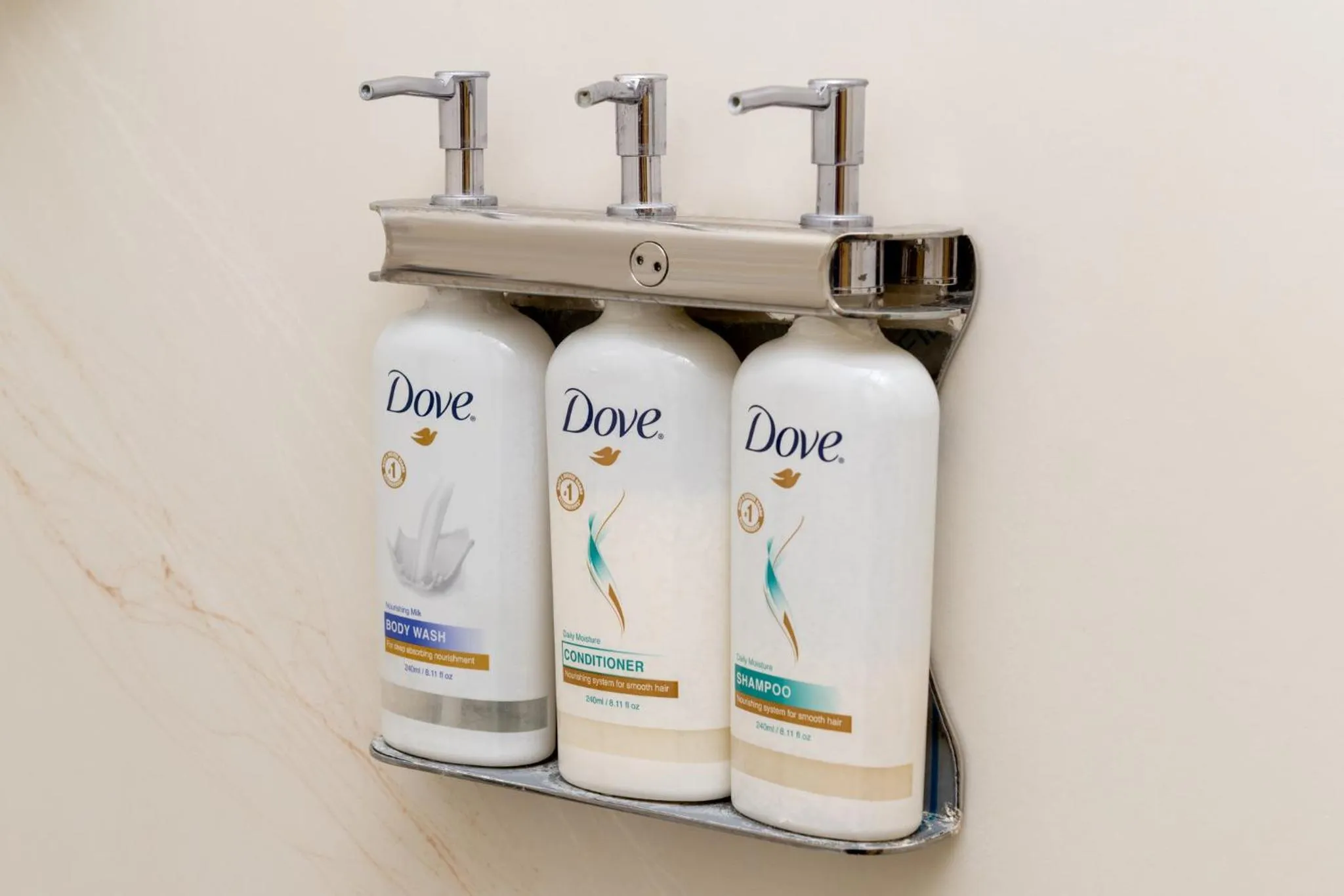 Photo of the whole room in Holiday Inn Express and Suites Hazard by IHG