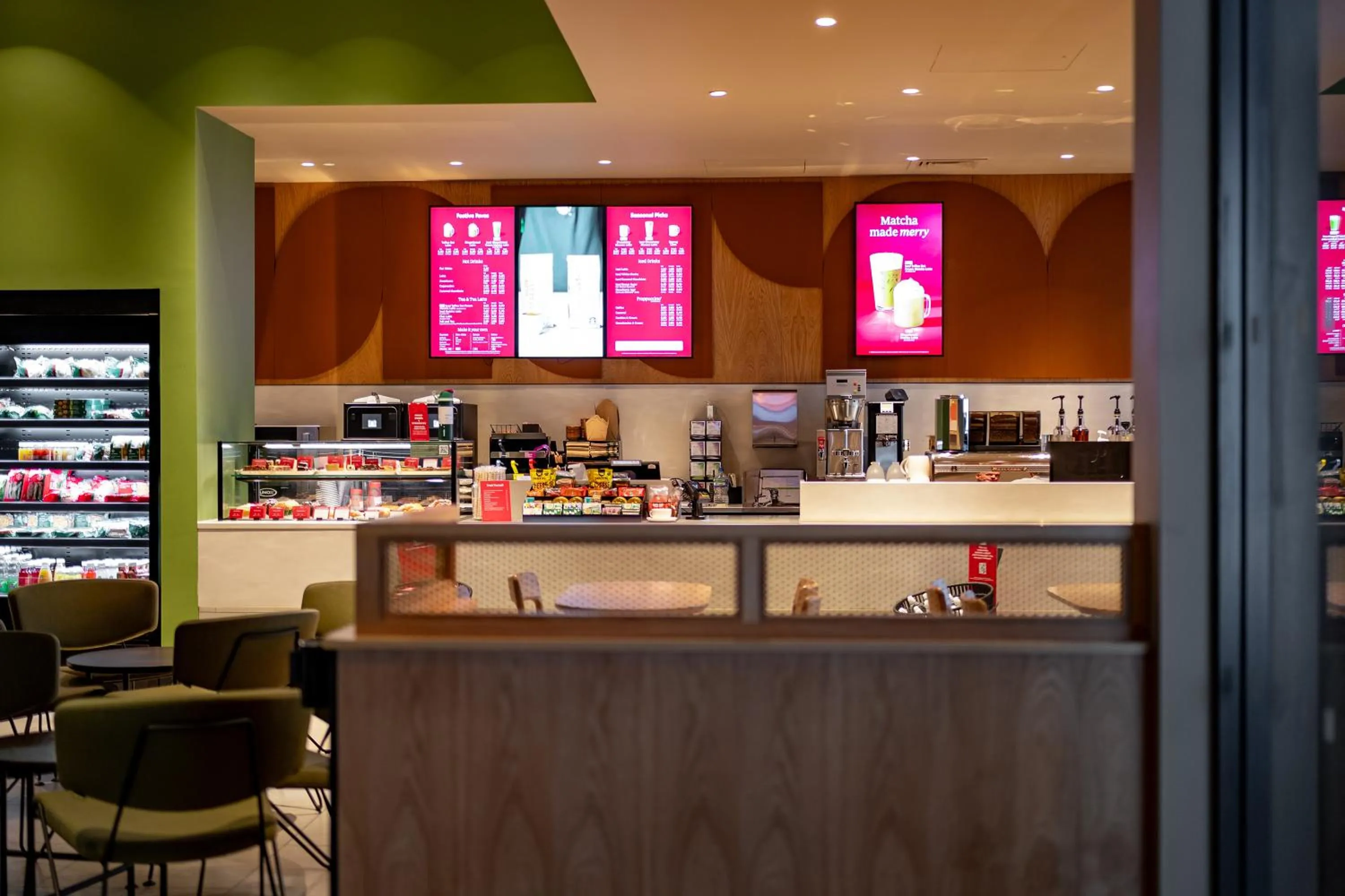 Restaurant/places to eat in Village Hotel Manchester Ashton