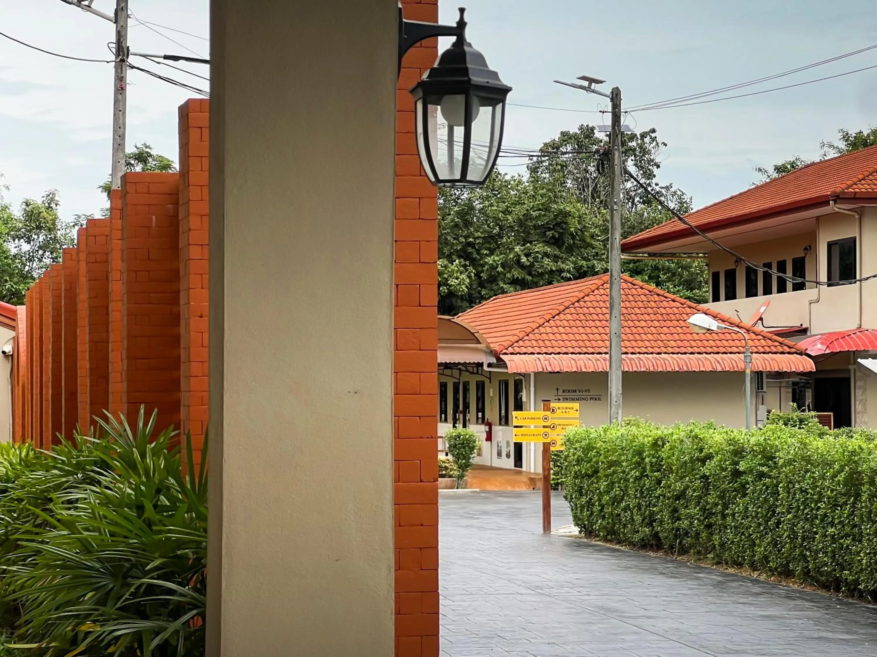 Property building in Tachang Airport Hotel