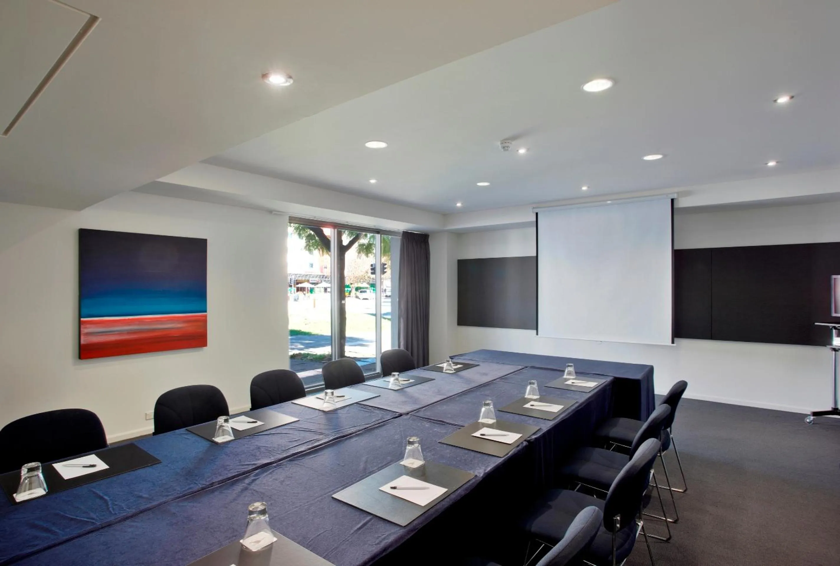 Banquet/Function facilities in East Perth Suites Hotel