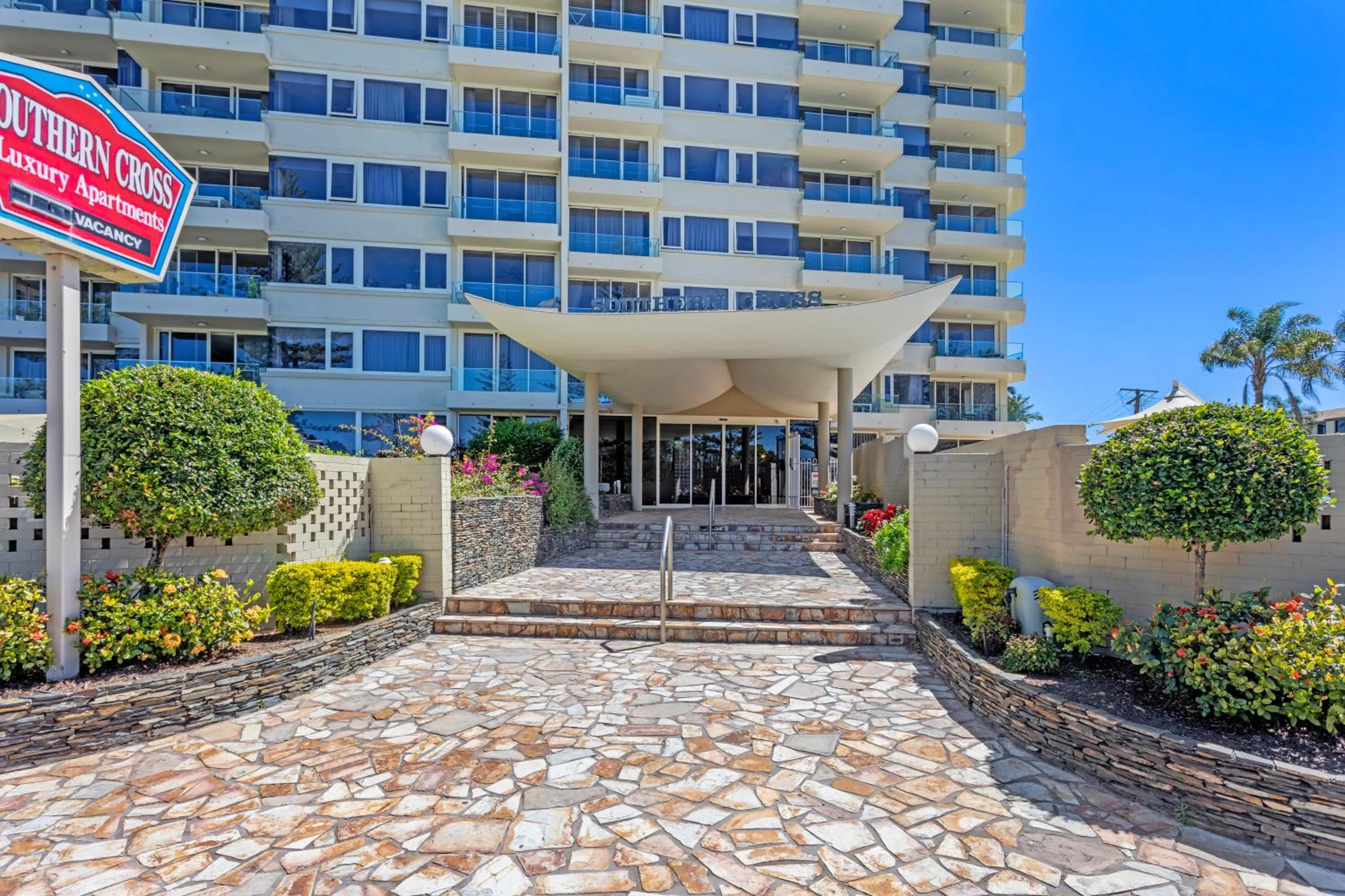 Southern Cross Beachfront Holiday Apartments