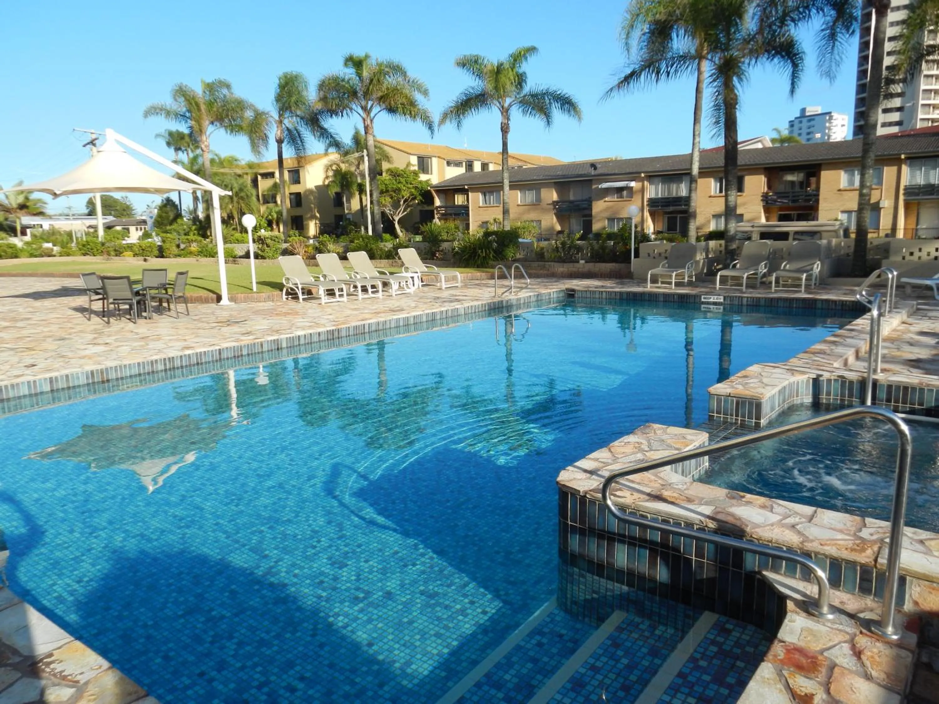 Swimming pool in Southern Cross Beachfront Holiday Apartments