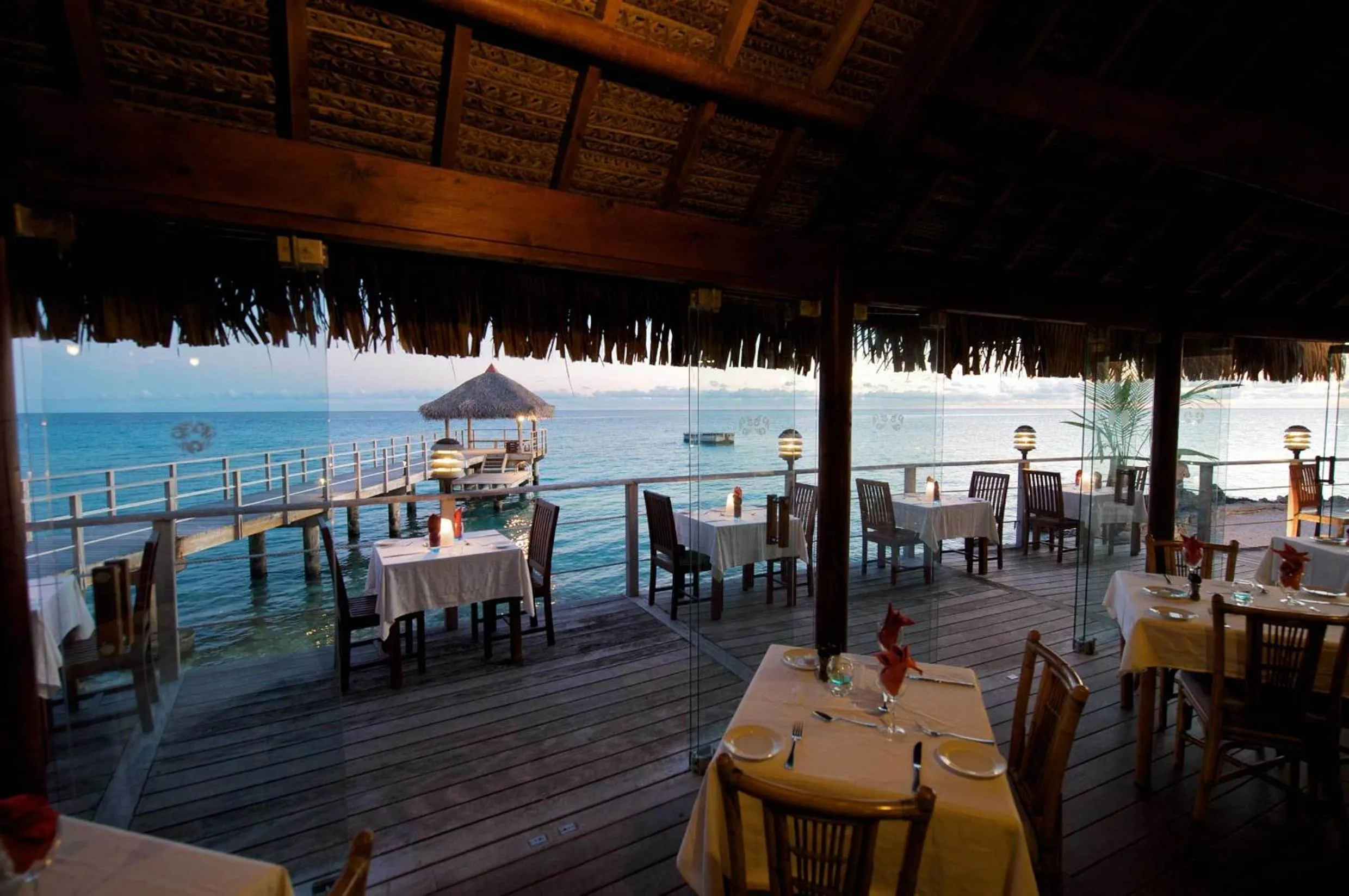 Restaurant/places to eat in Maitai Rangiroa