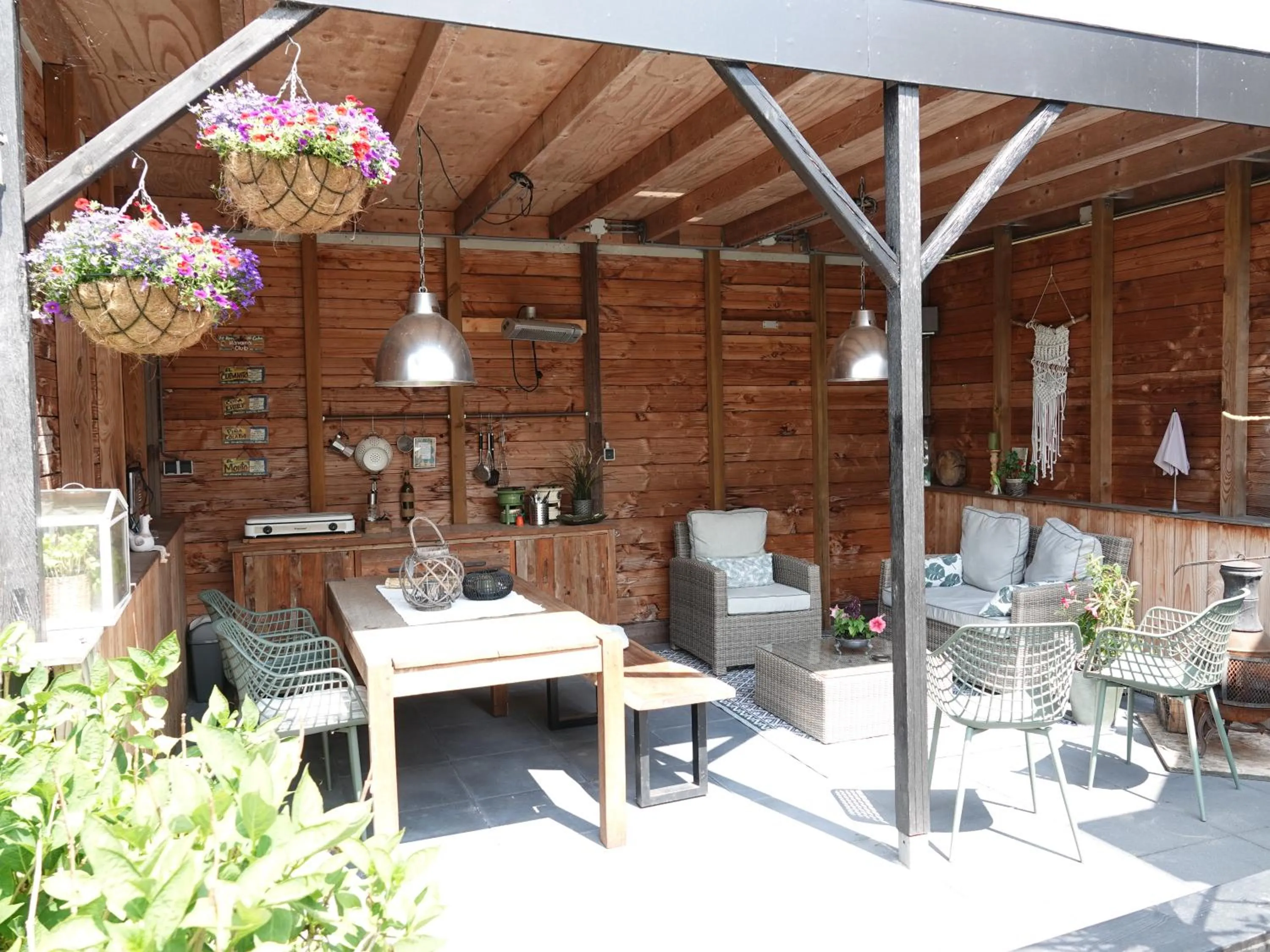 Garden in B & B Janneke Elsloo Friesland