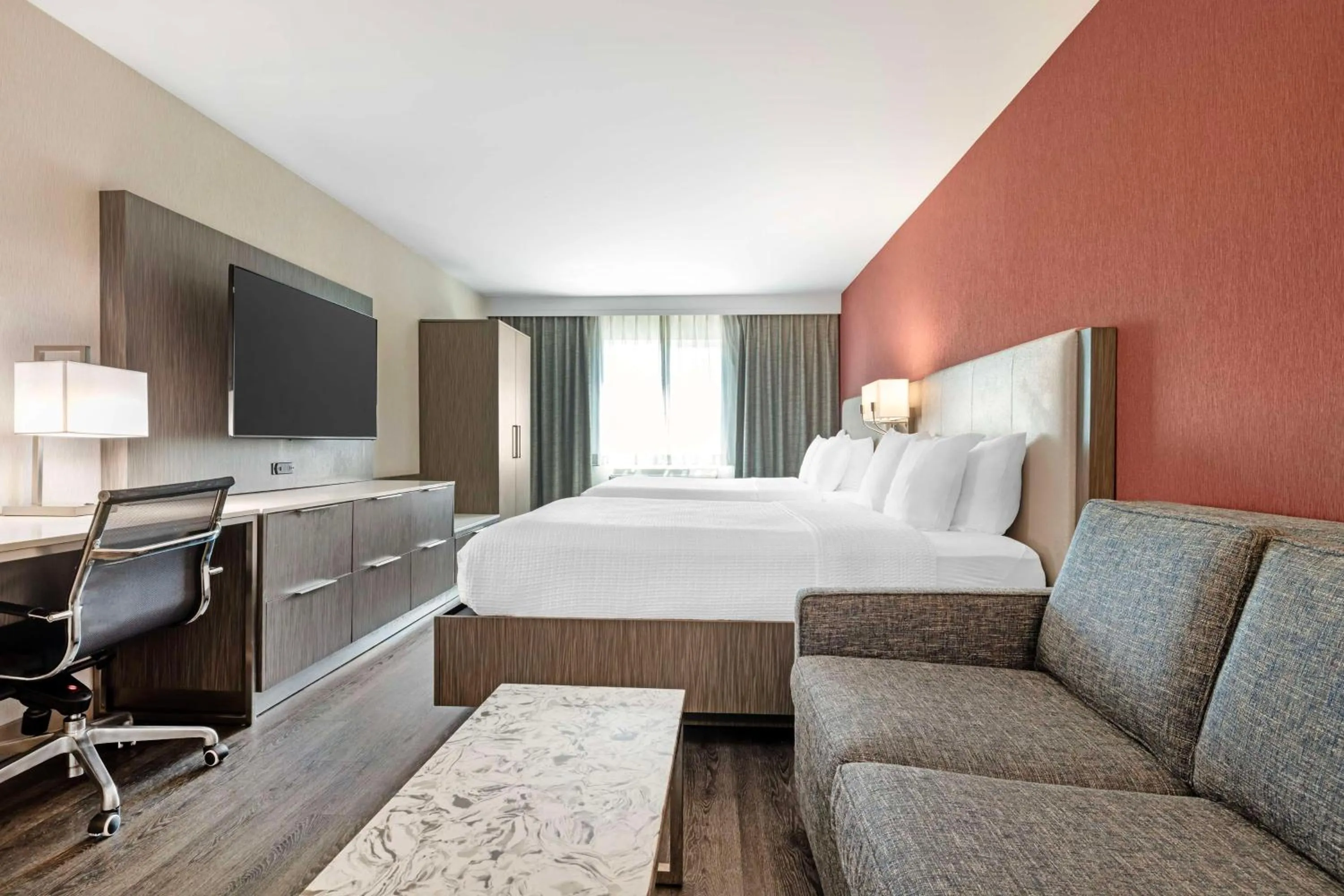 Bedroom, Bed in Best Western Plus Temecula Wine Country Hotel & Suites