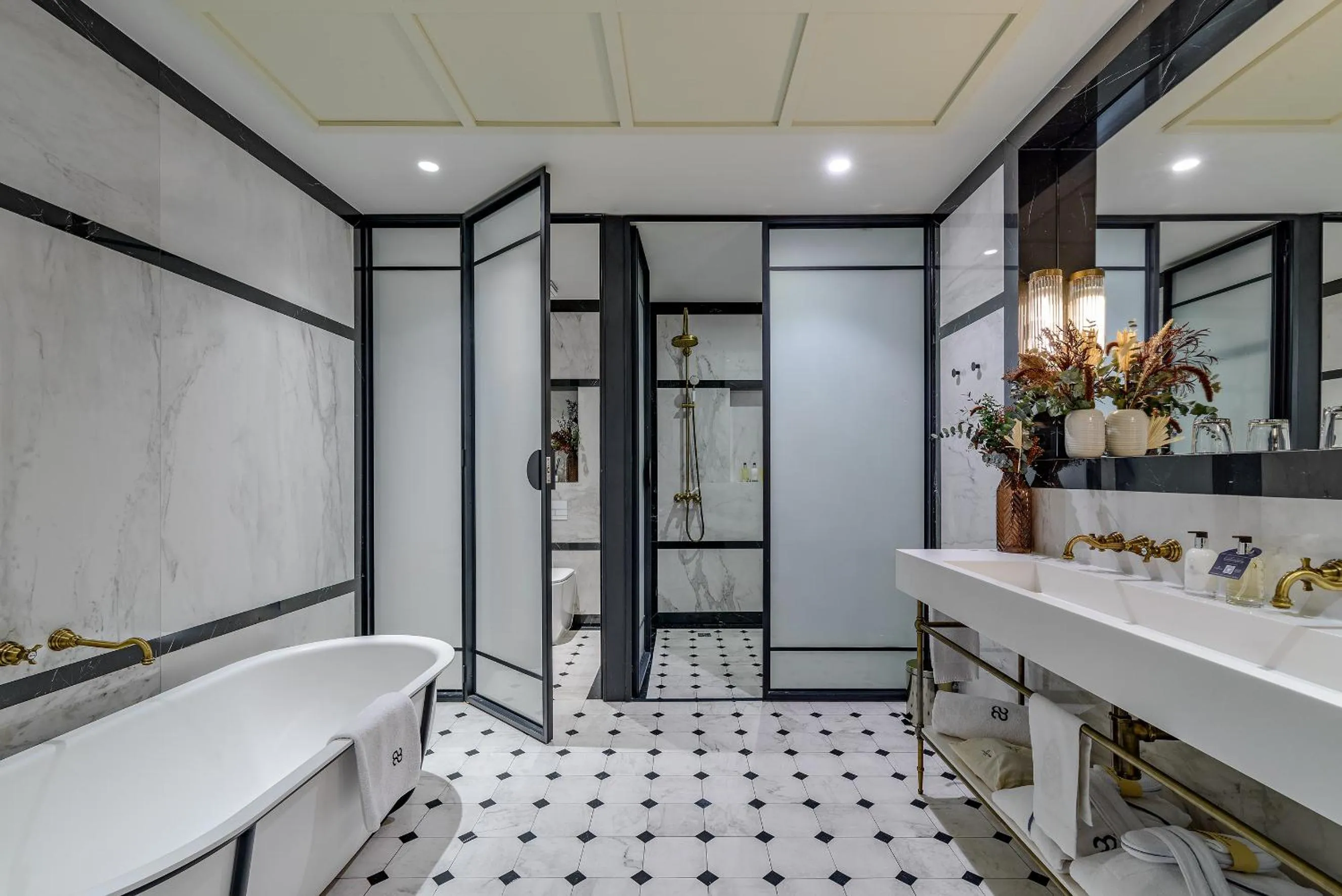 Bathroom in CoolRooms Palacio de Atocha