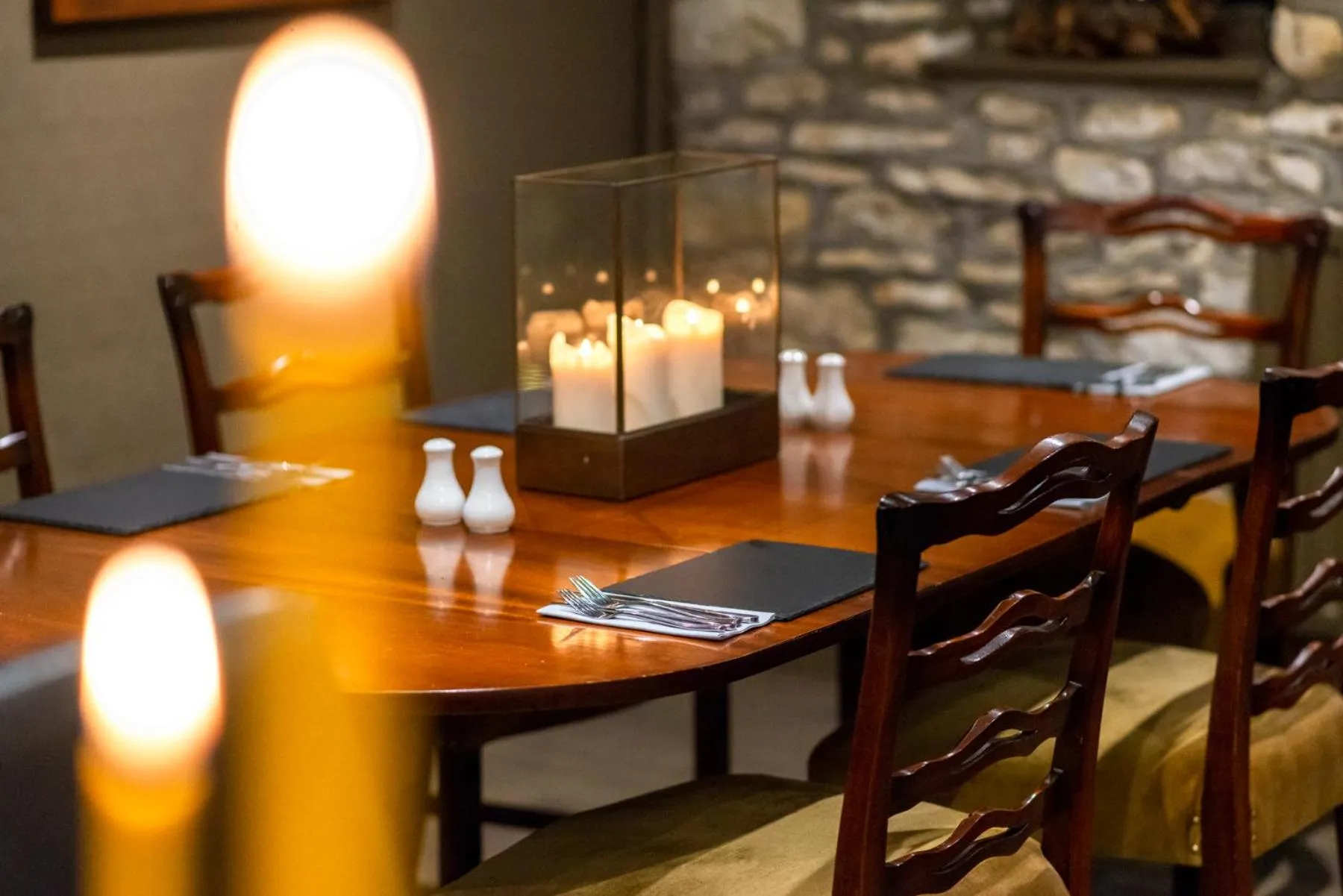 Restaurant/places to eat in Pettifers Freehouse Hotel