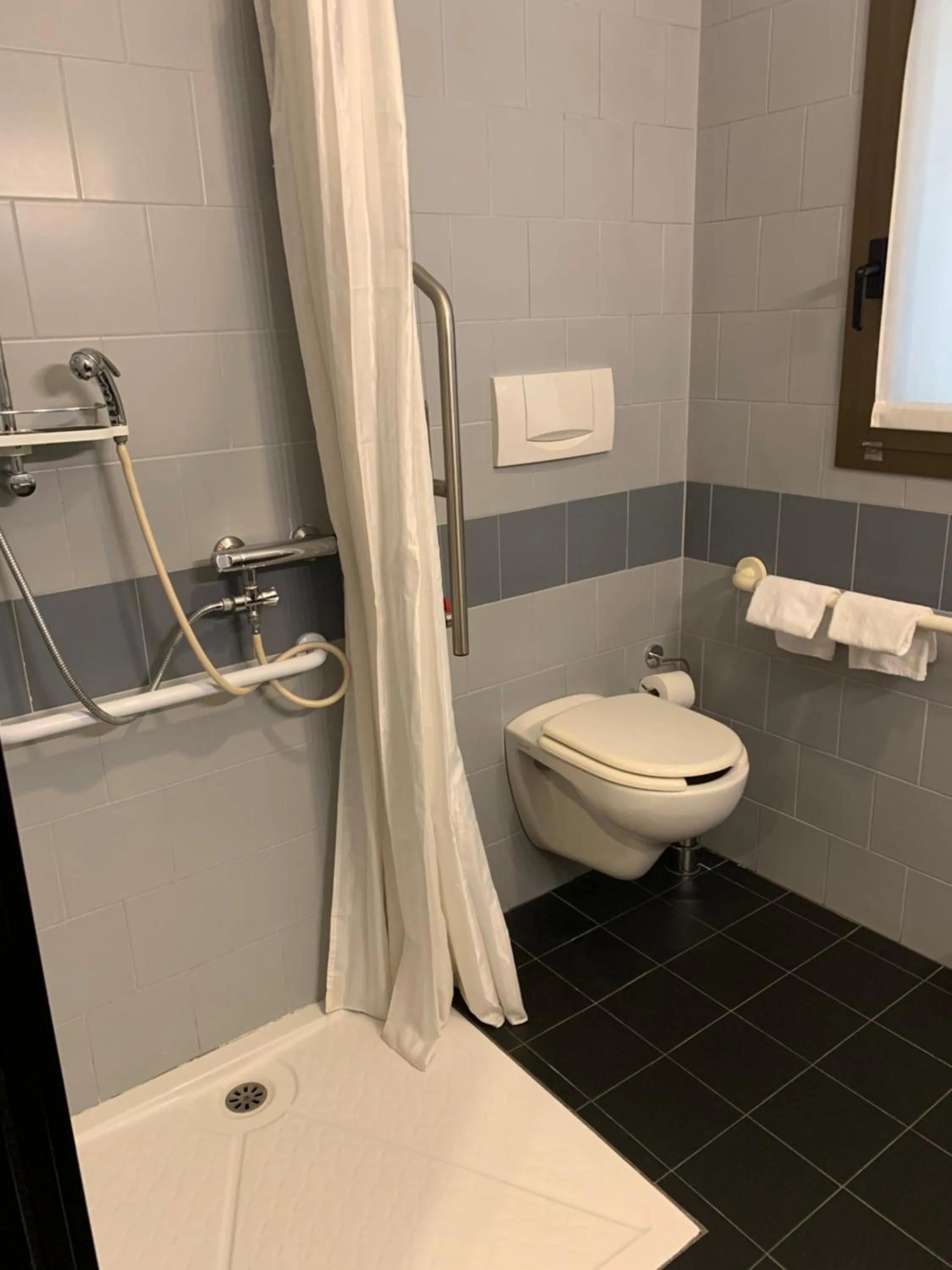 Bathroom in Residence Le Corti