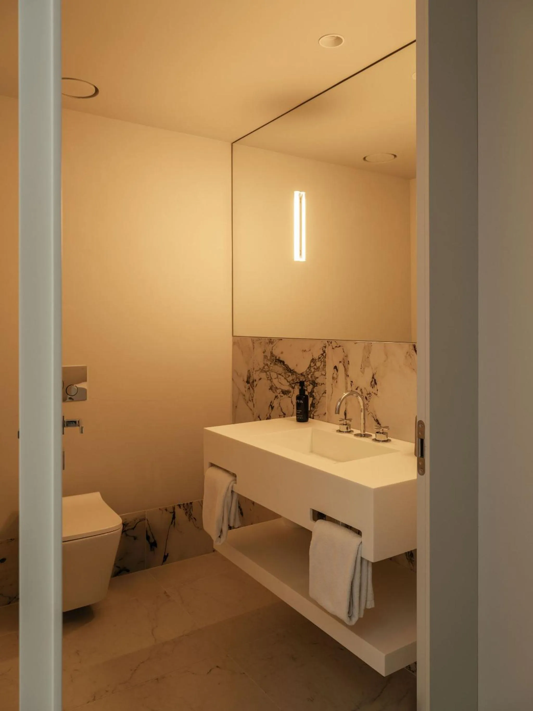 Bathroom in Octant Douro