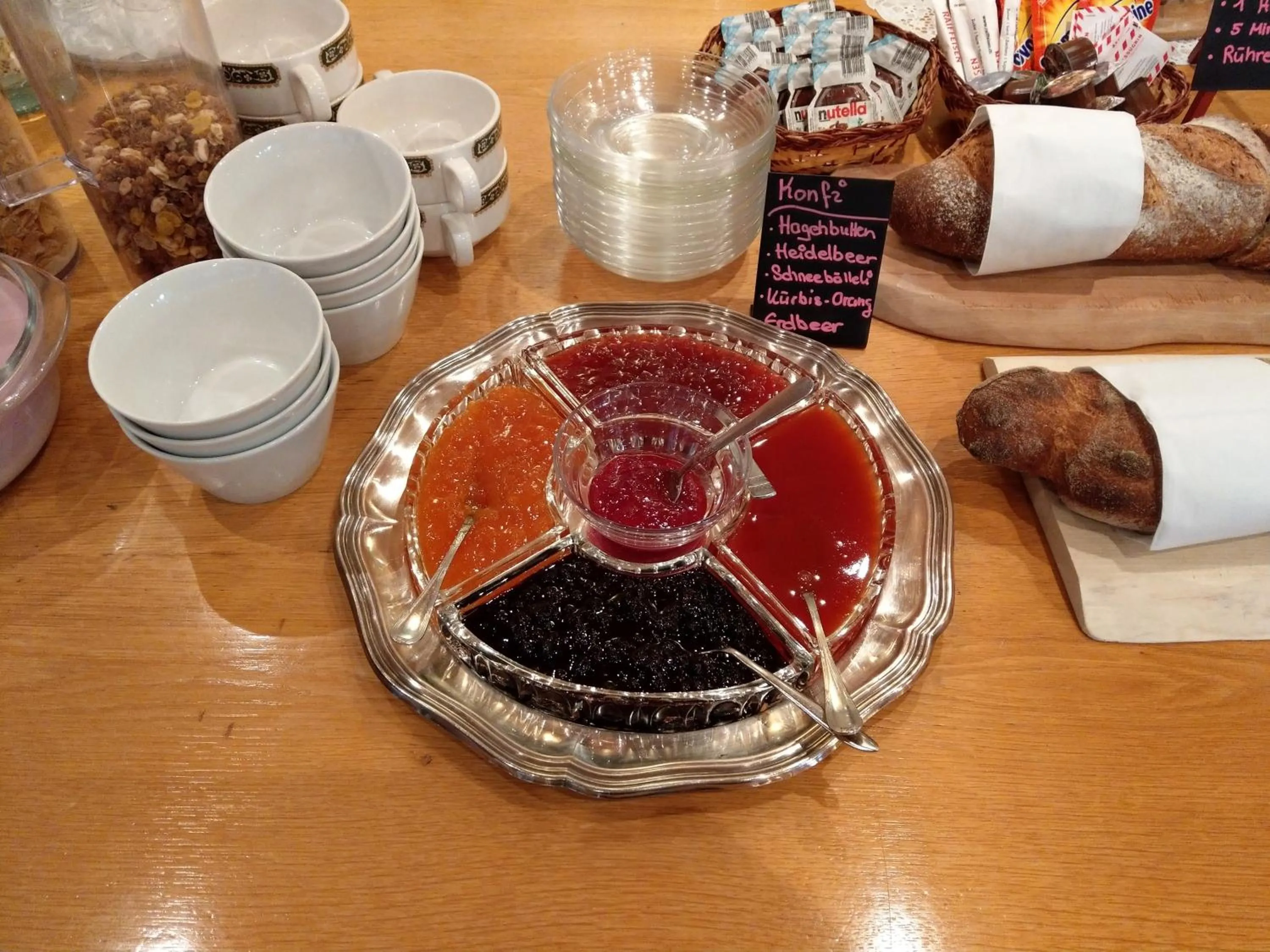 Buffet breakfast in Gasthaus Schäfli