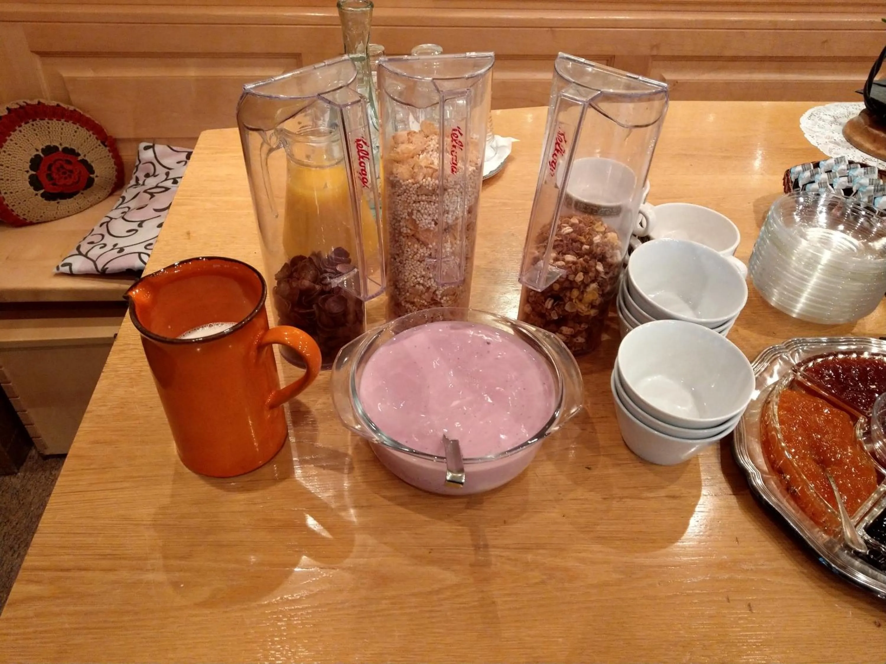 Buffet breakfast in Gasthaus Schäfli