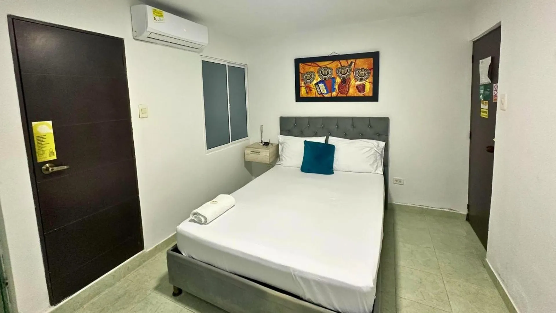 Bed in Hotel Casa Paraiso