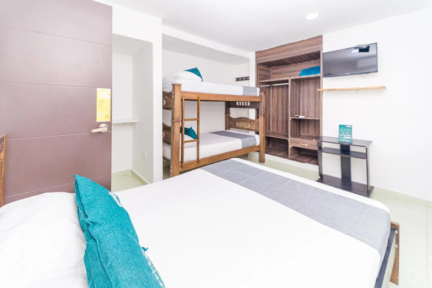 Photo of the whole room, Bed in Hotel Ayenda Casa Paraiso 1327